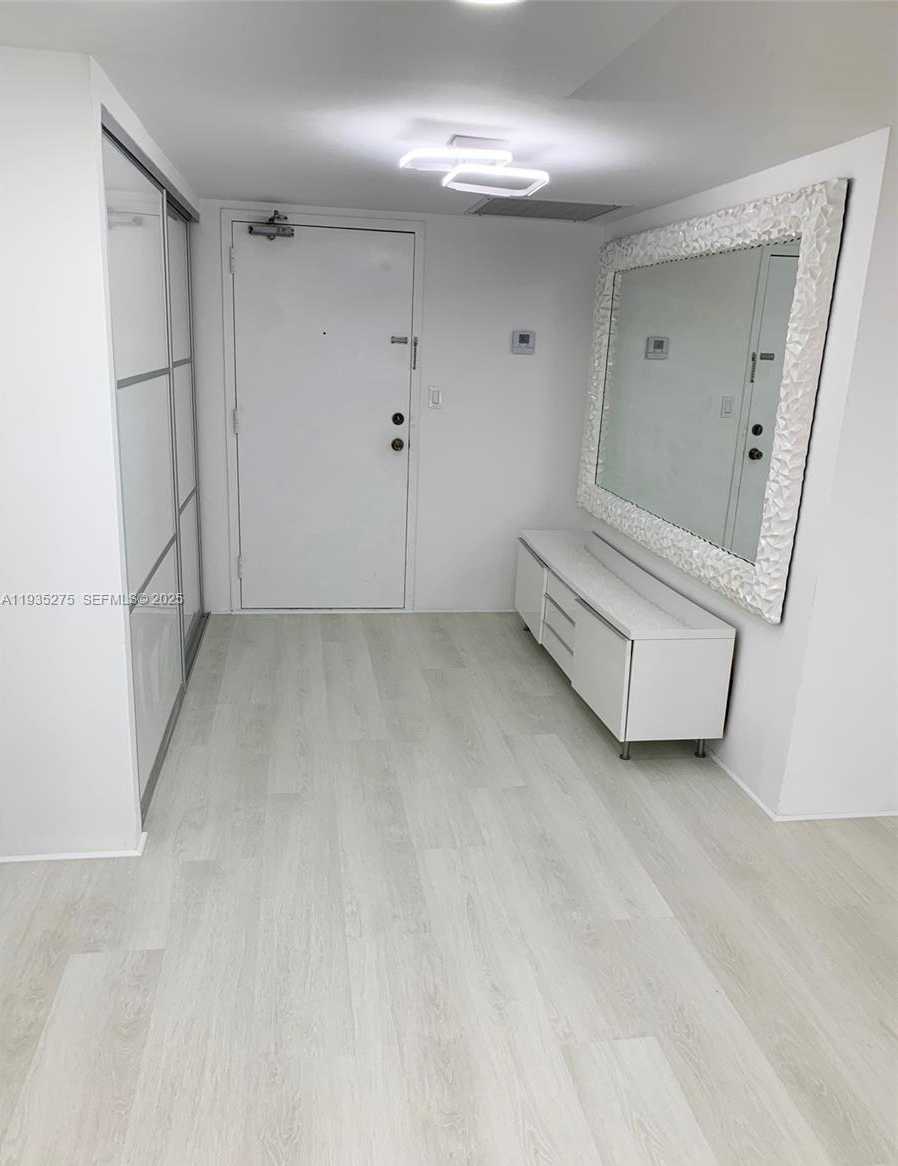 Small Image of 301 174TH ST #1818, Sunny Isles Beach Number 26