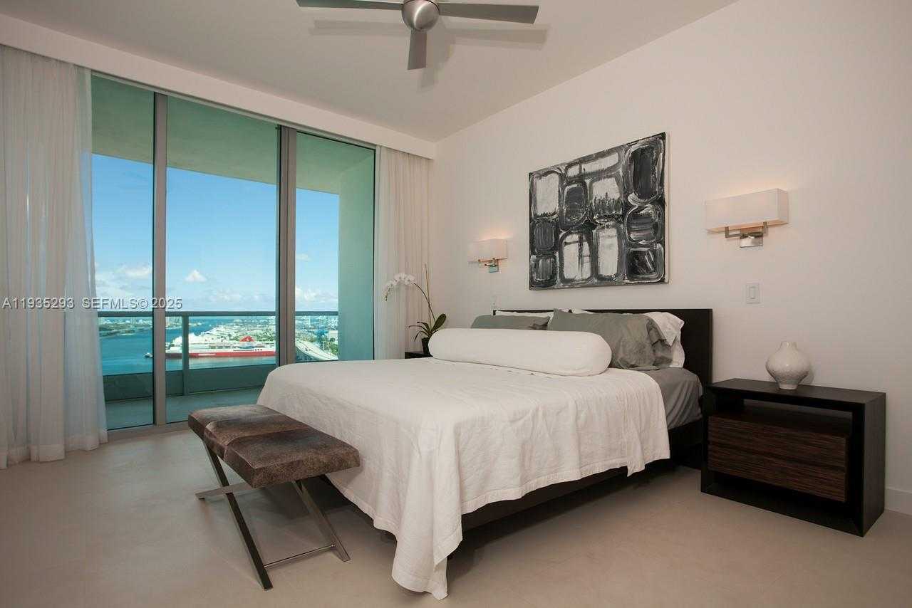 Small Image of 900 BISCAYNE BLVD #2106, Miami Number 18