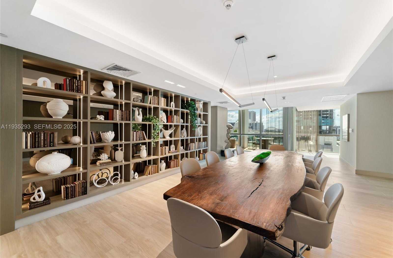 Small Image of 900 BISCAYNE BLVD #2106, Miami Number 28