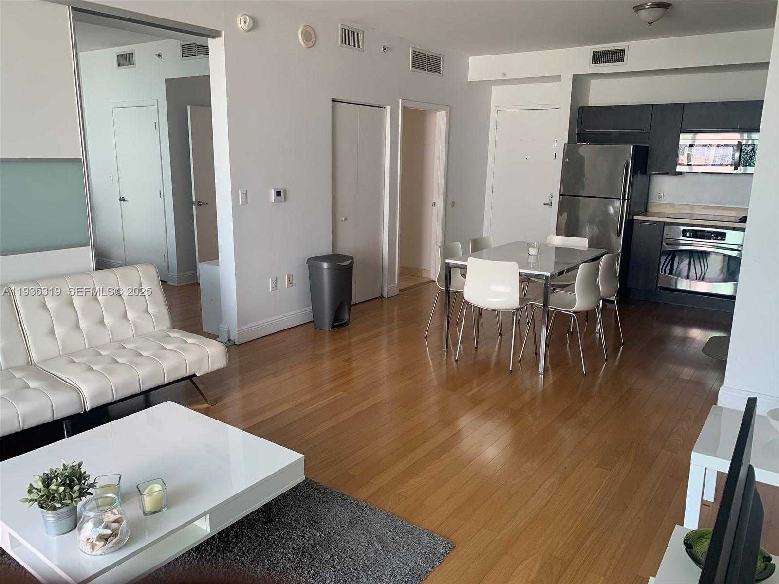 Small Image of 90 SOUTH WEST 3RD ST #1211, Miami Number 3