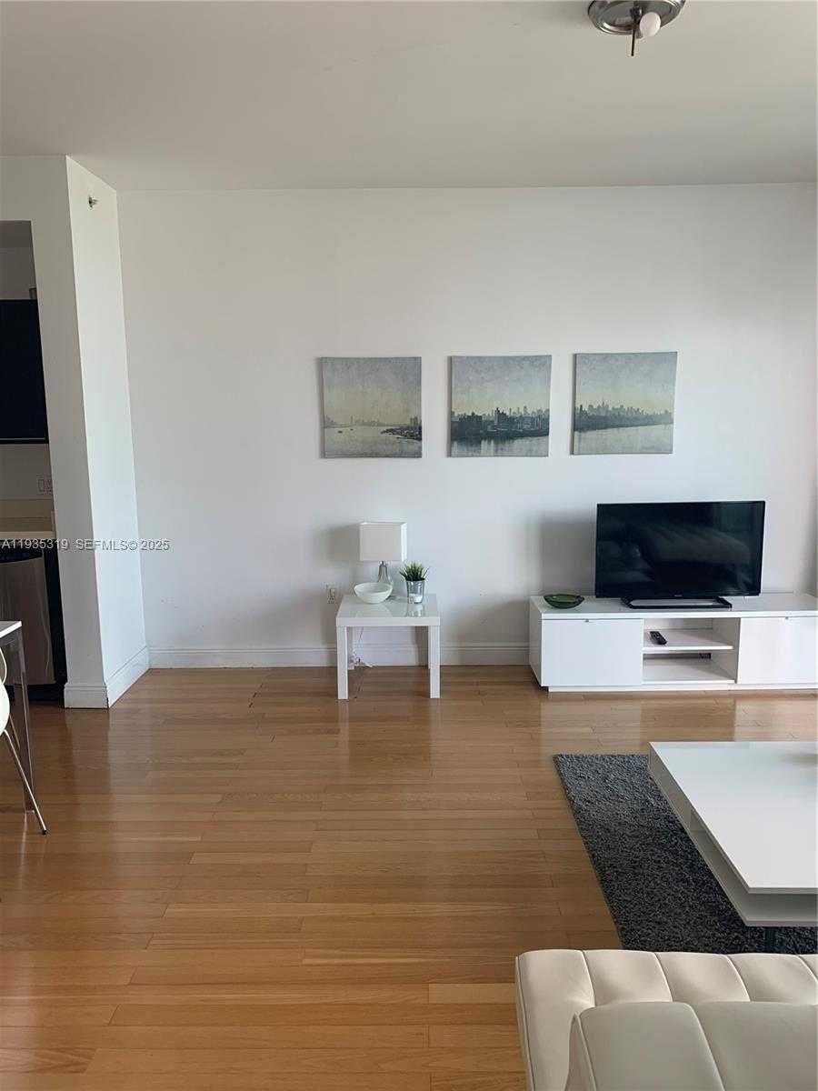 Small Image of 90 SOUTH WEST 3RD ST #1211, Miami Number 5