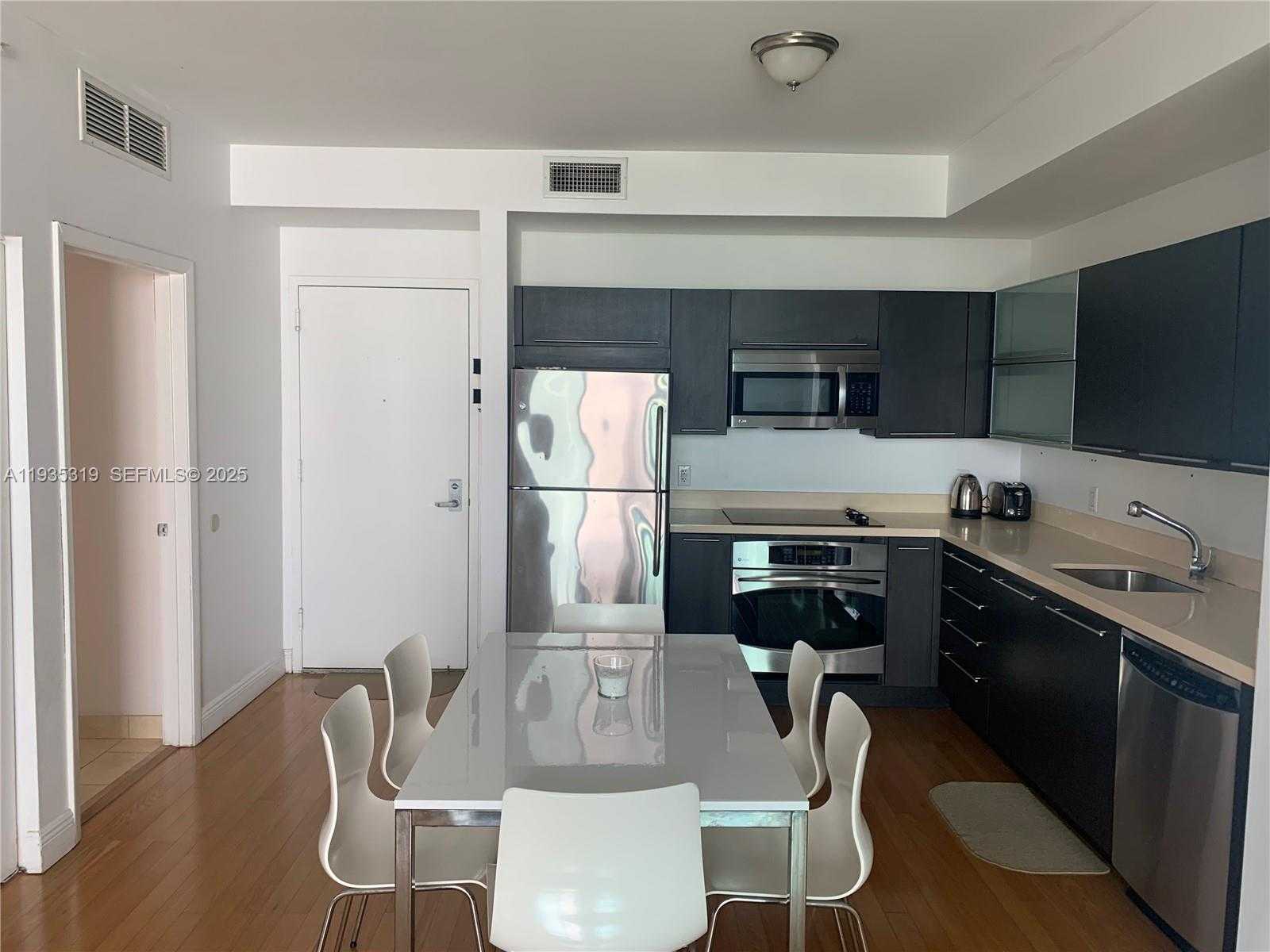 Small Image of 90 SOUTH WEST 3RD ST #1211, Miami Number 8