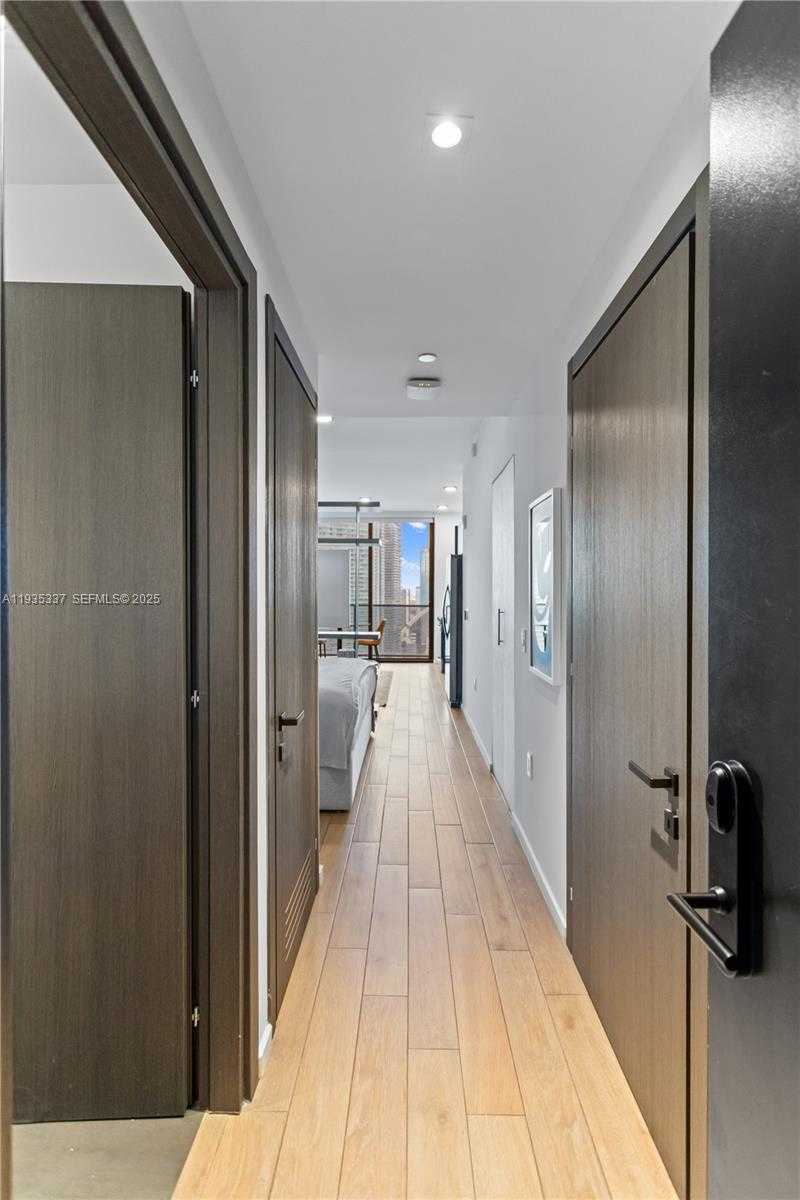 Small Image of 398 NORTH EAST 5TH ST #3102, Miami Number 18