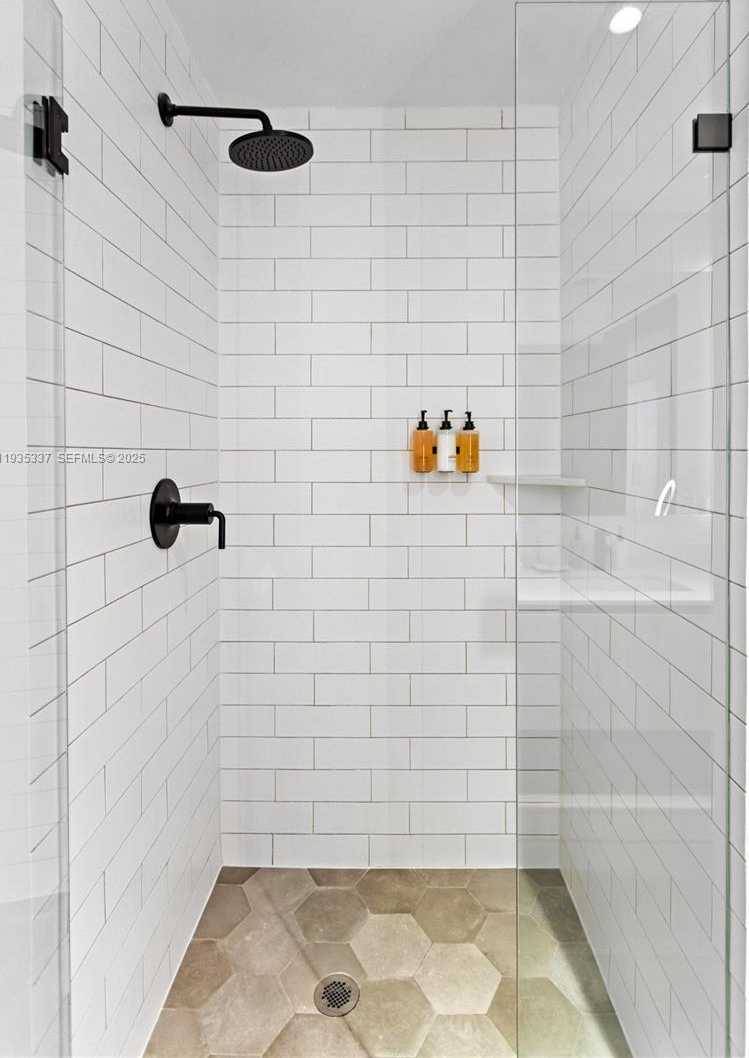 Small Image of 398 NORTH EAST 5TH ST #3102, Miami Number 24