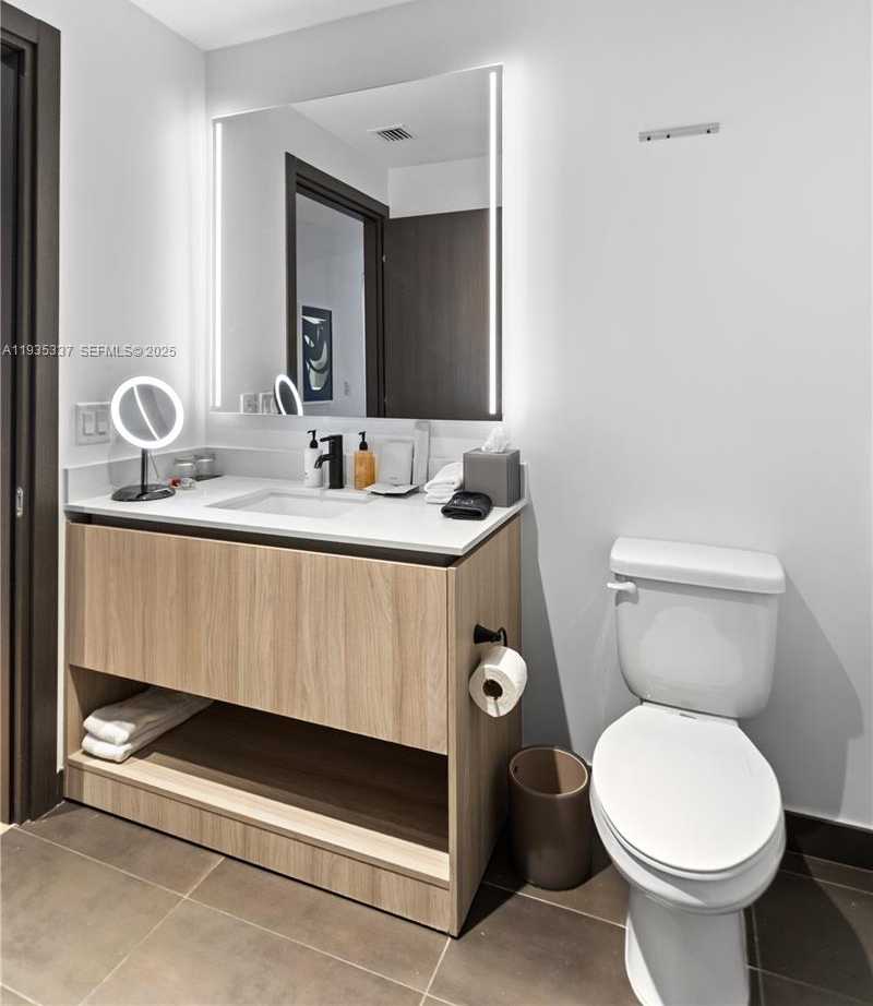 Small Image of 398 NORTH EAST 5TH ST #3102, Miami Number 28