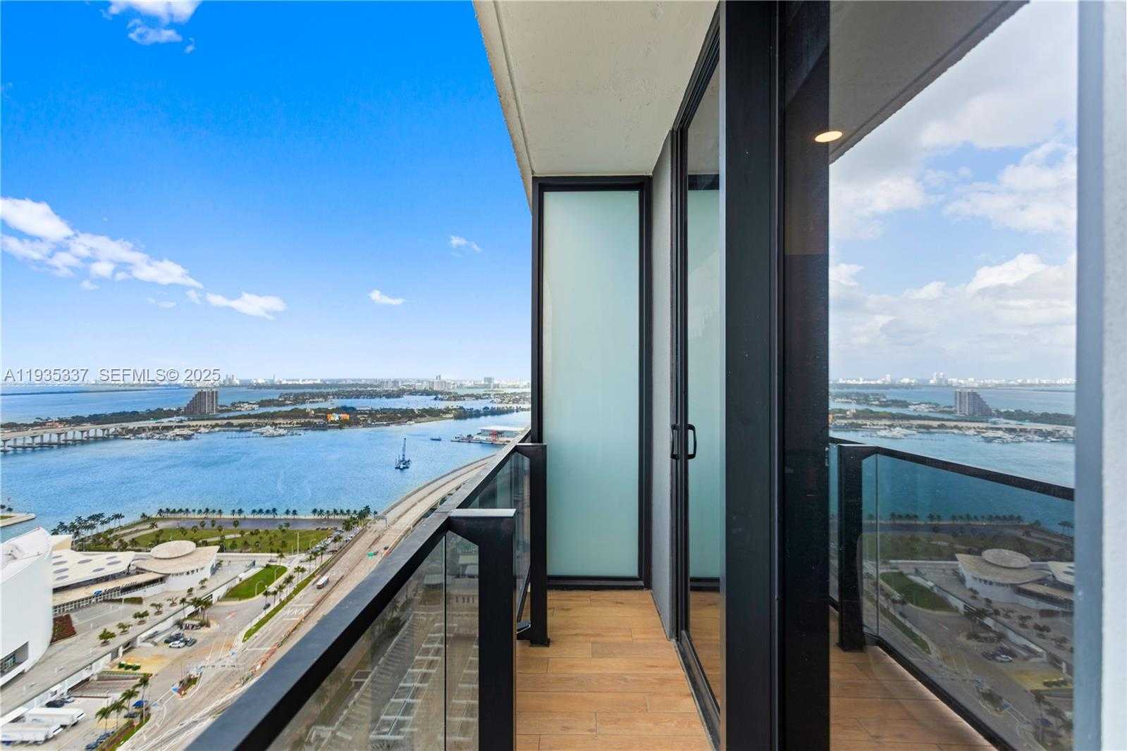 Small Image of 398 NORTH EAST 5TH ST #3102, Miami Number 36