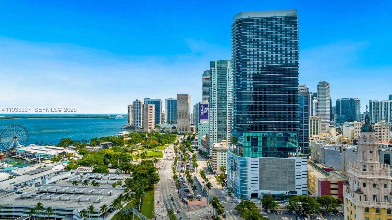 Small Image of 398 NORTH EAST 5TH ST #3102, Miami Number 49