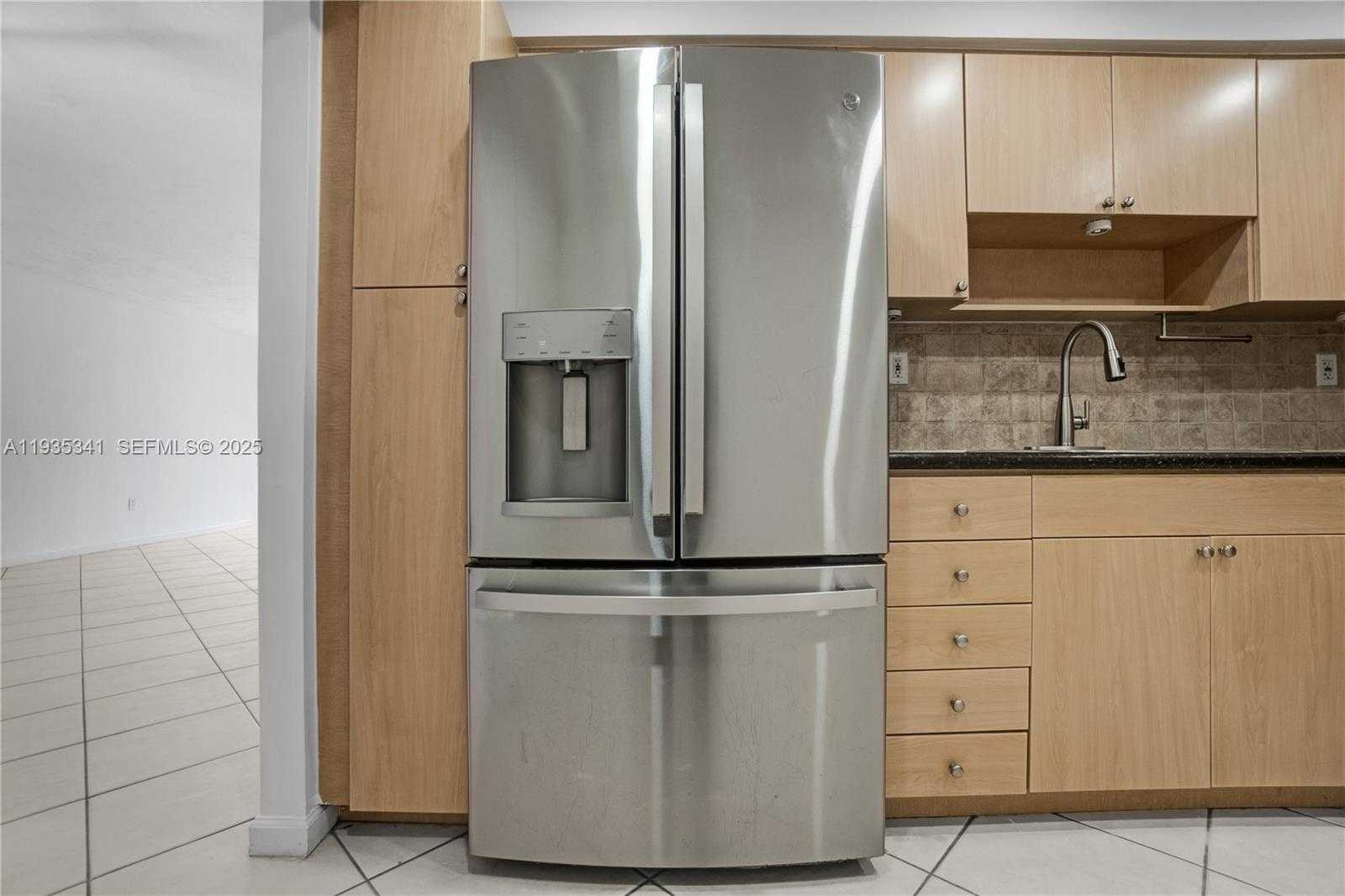 Small Image of 10350 WEST BAY HARBOR DR #2L, Bay Harbor Islands Number 11