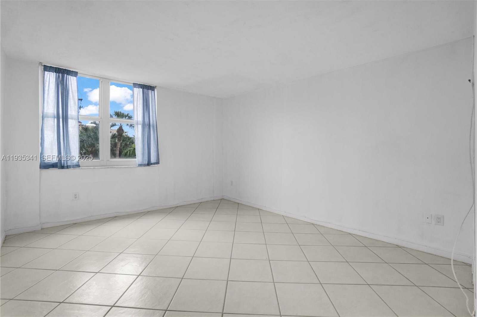 Small Image of 10350 WEST BAY HARBOR DR #2L, Bay Harbor Islands Number 12