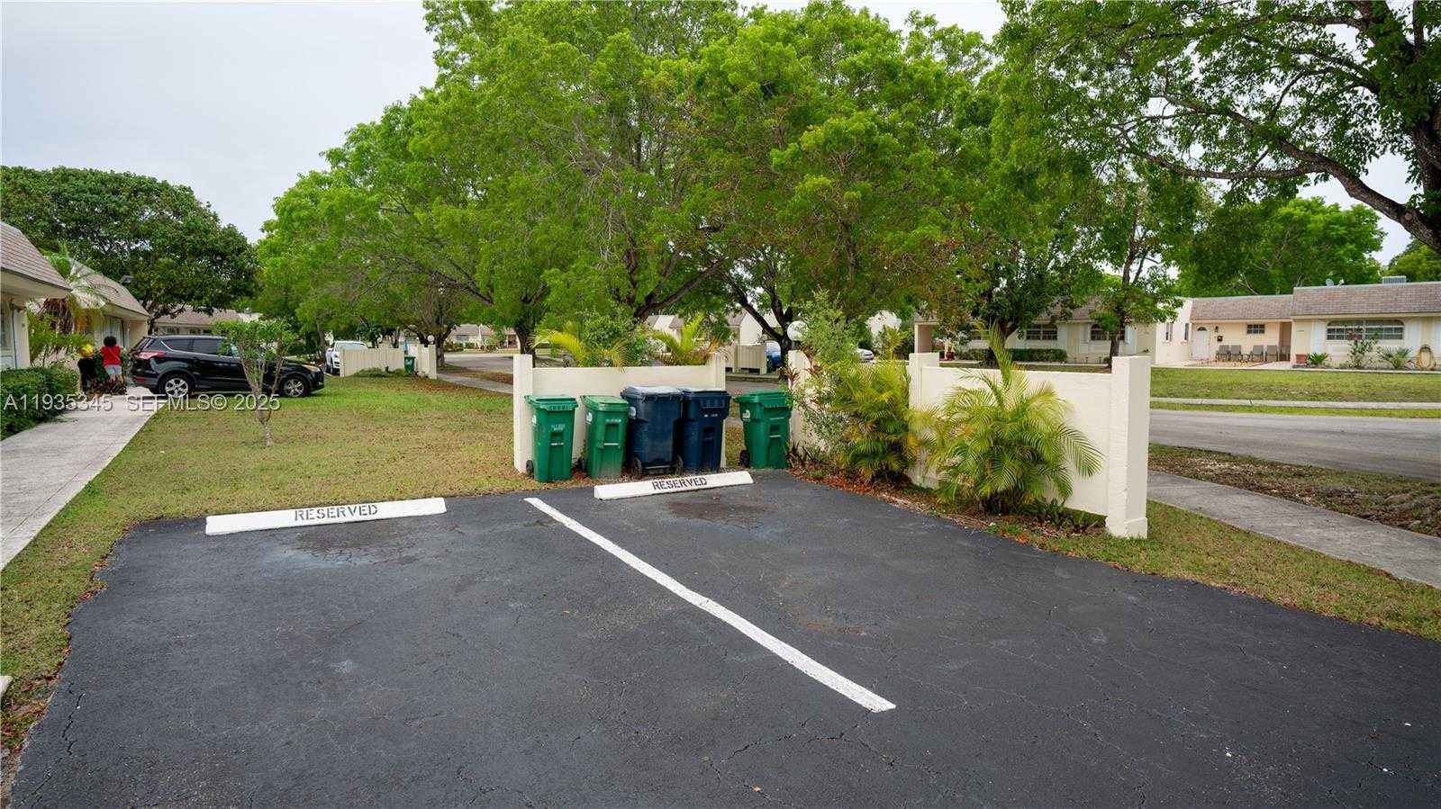 Small Image of 17252 SOUTH WEST 112TH PL #21243, Miami Number 18