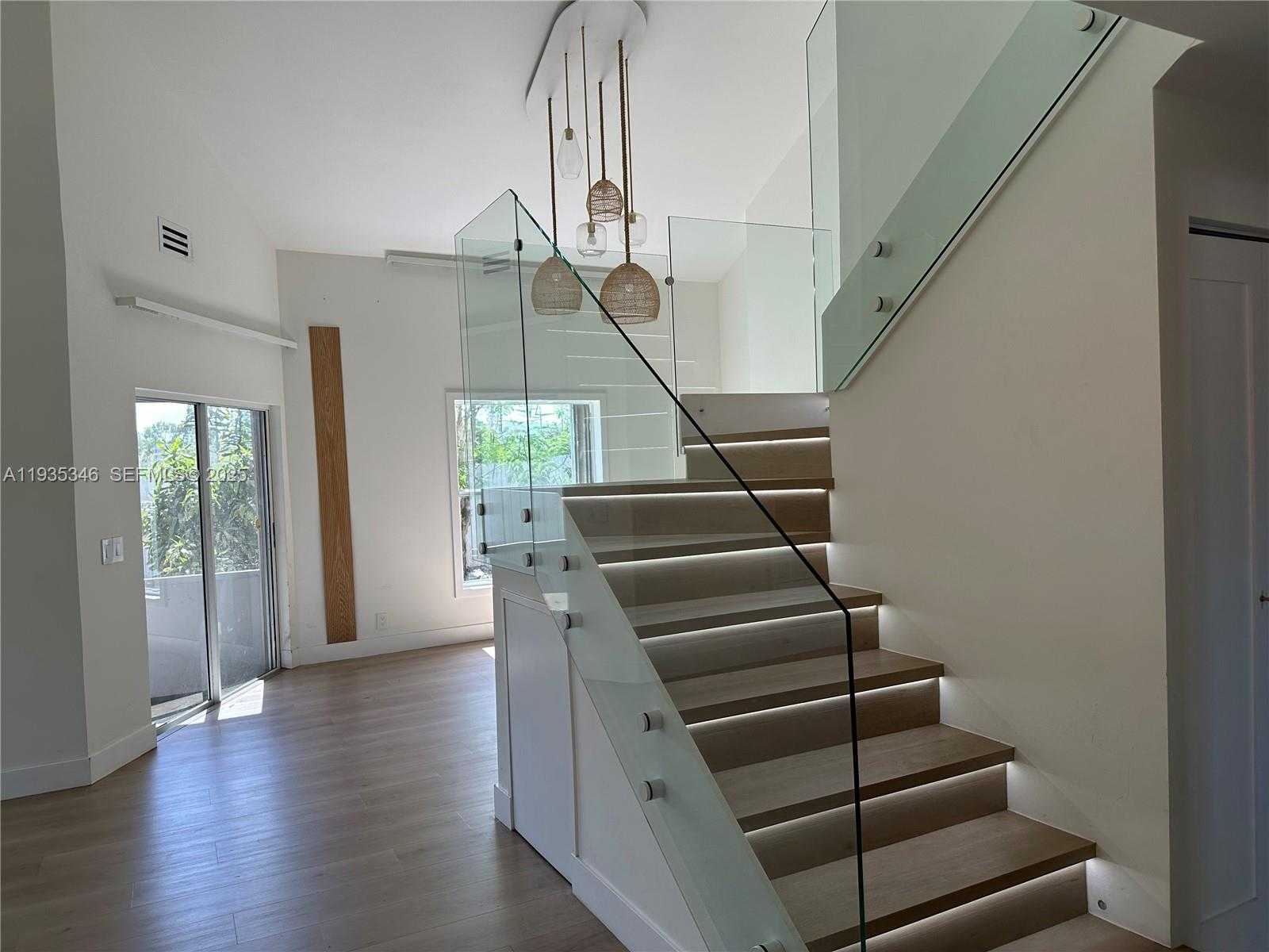 Small Image of 708 SOUTH EAST 3RD AVE EXT #201, Hallandale Beach Number 6