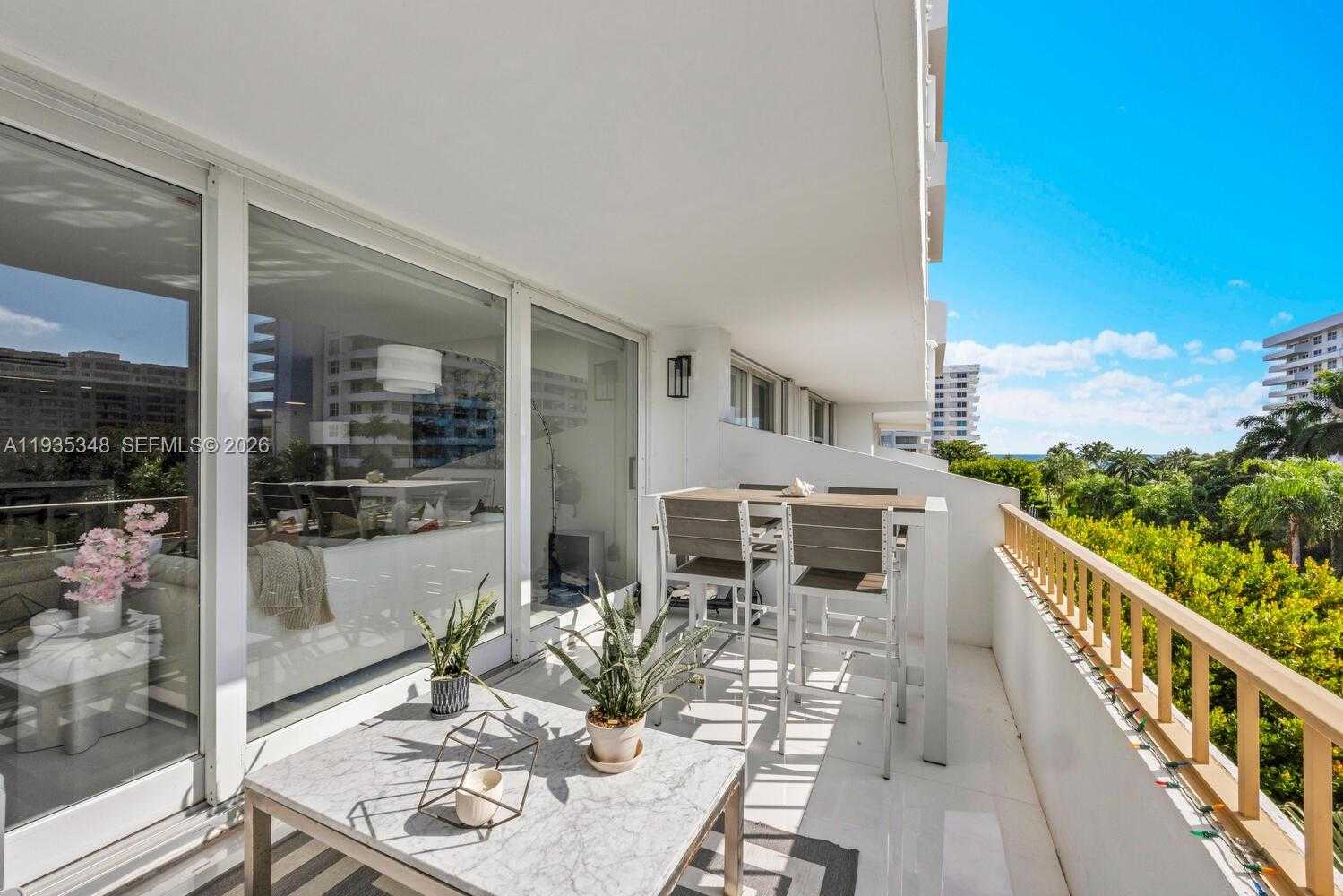 Small Image of 155 OCEAN LANE DR #413, Key Biscayne Number 15