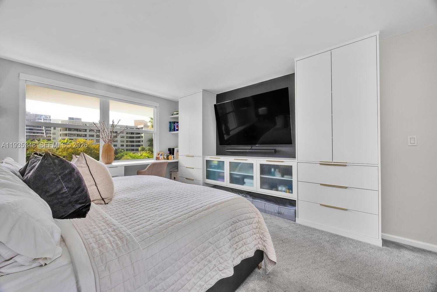 Small Image of 155 OCEAN LANE DR #413, Key Biscayne Number 20