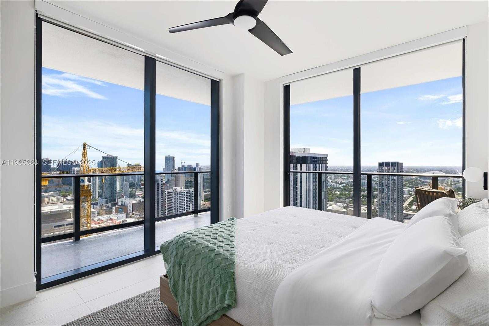 Small Image of 159 NORTH EAST 6TH ST #4305, Miami Number 11