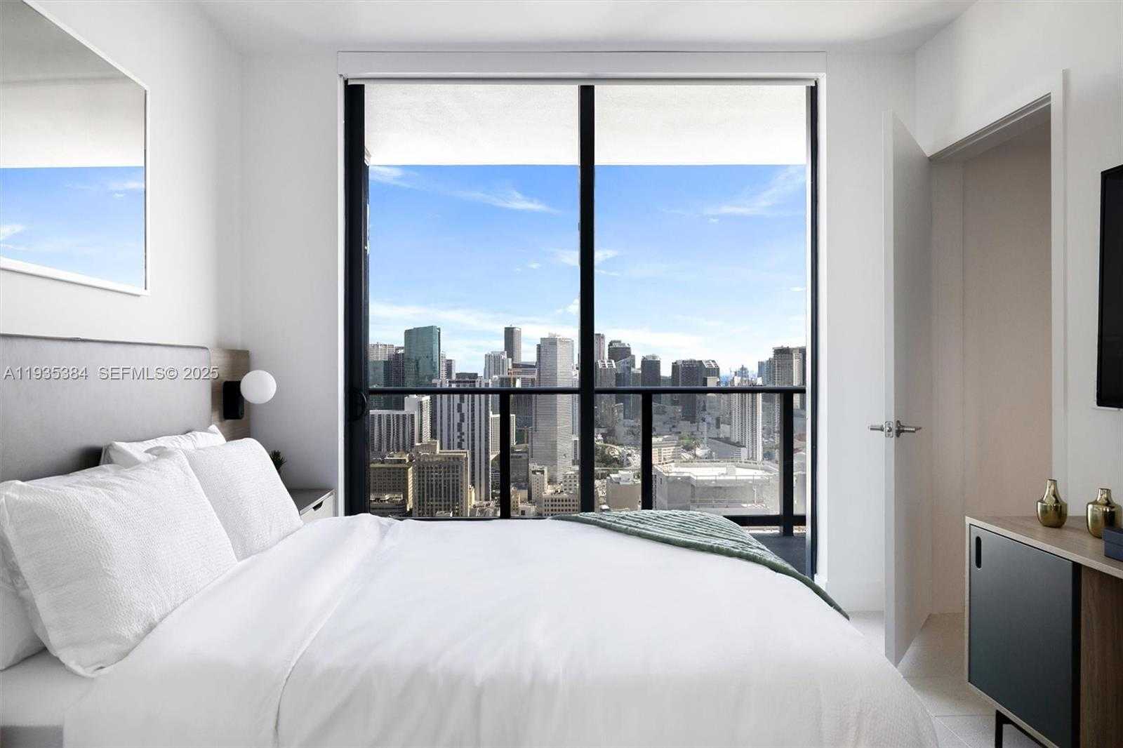 Small Image of 159 NORTH EAST 6TH ST #4305, Miami Number 17