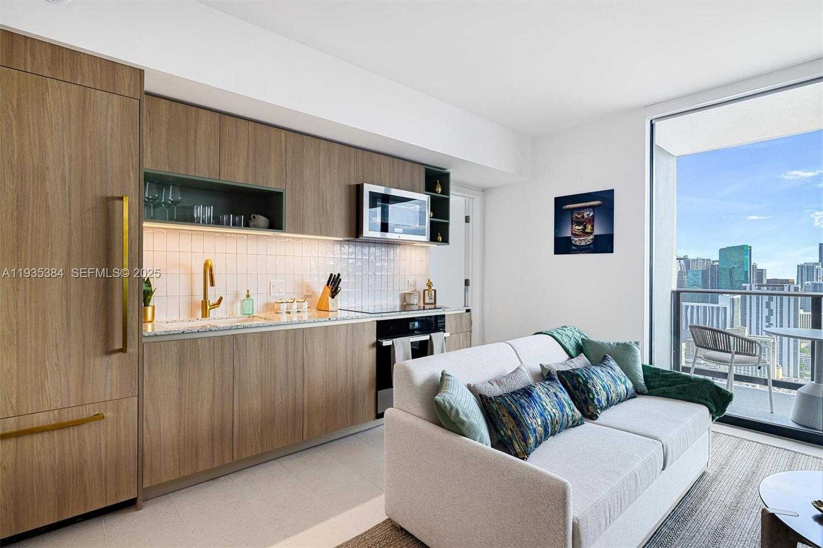 Small Image of 159 NORTH EAST 6TH ST #4305, Miami Number 6