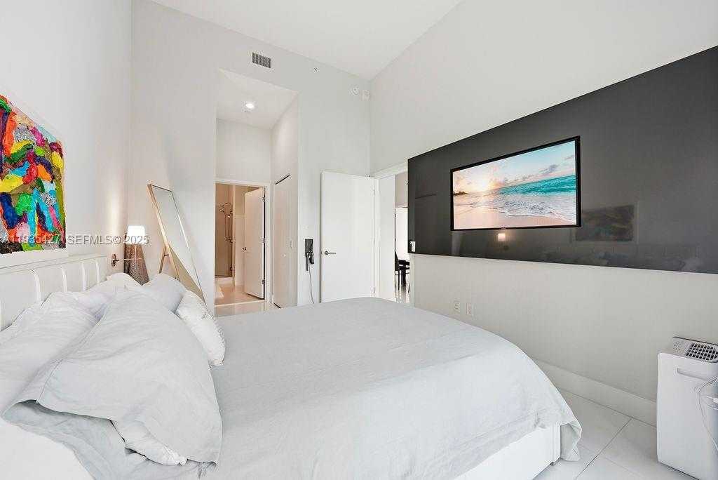 Small Image of 501 NORTH EAST 31ST ST #401, Miami Number 5