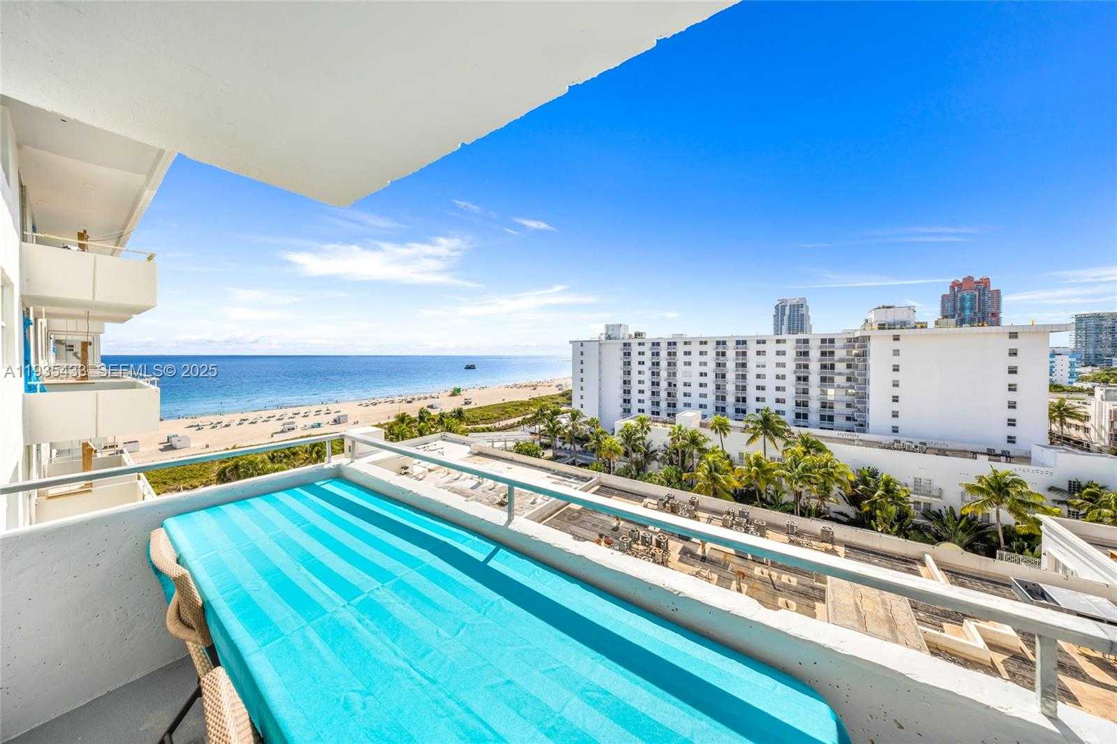 Small Image of 465 OCEAN DR #1008, Miami Beach Number 8