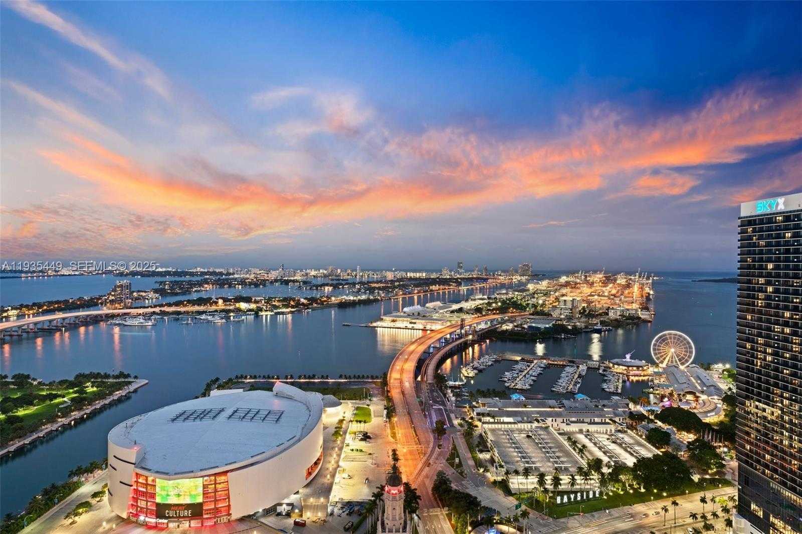 Small Image of 159 NORTH EAST 6TH ST #4415, Miami Number 2