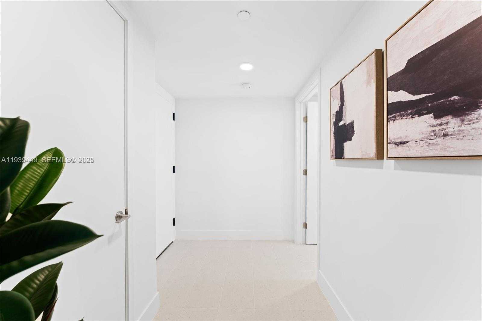 Small Image of 159 NORTH EAST 6TH ST #4415, Miami Number 32