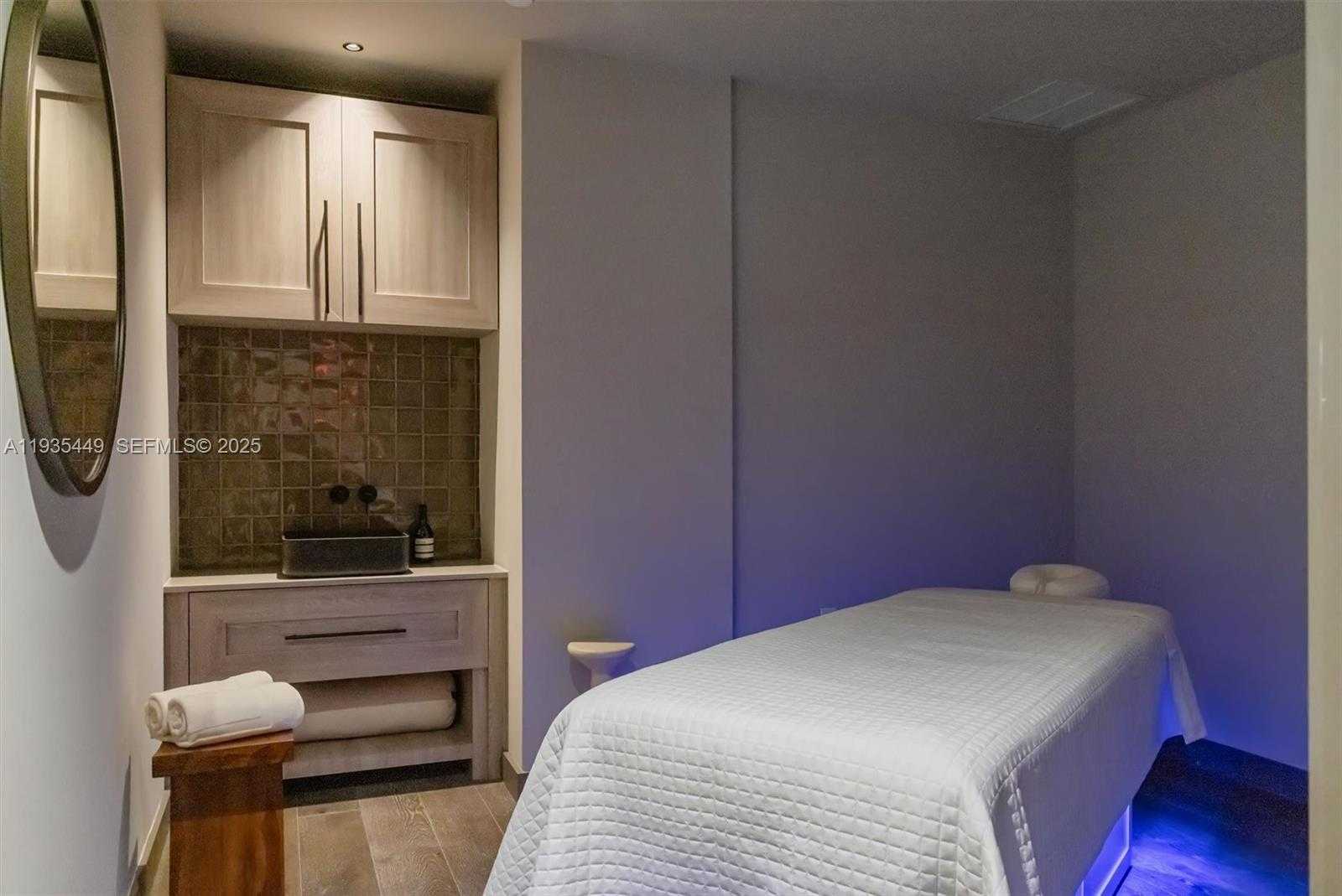 Small Image of 159 NORTH EAST 6TH ST #4415, Miami Number 39