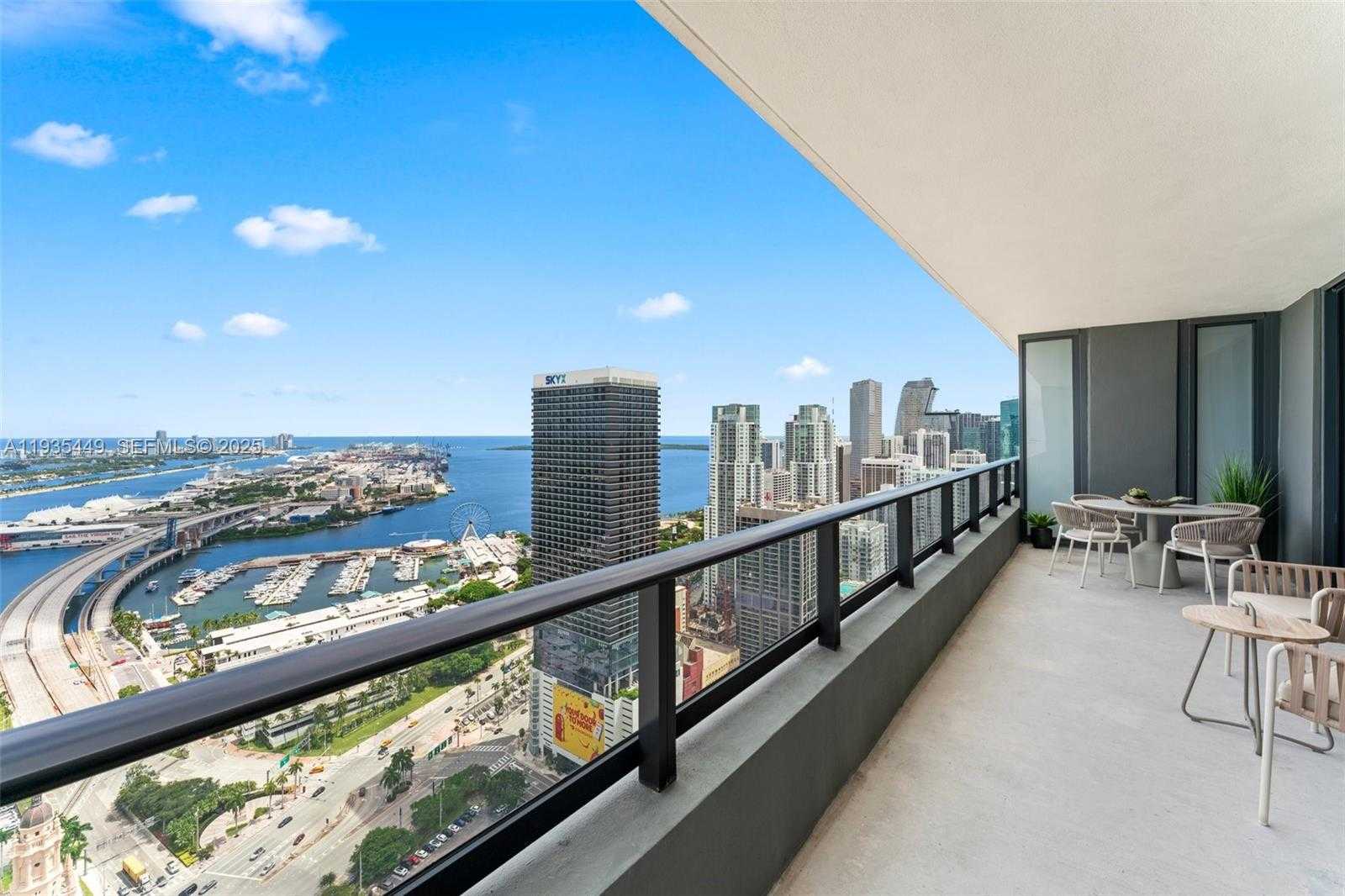 Small Image of 159 NORTH EAST 6TH ST #4415, Miami Number 5