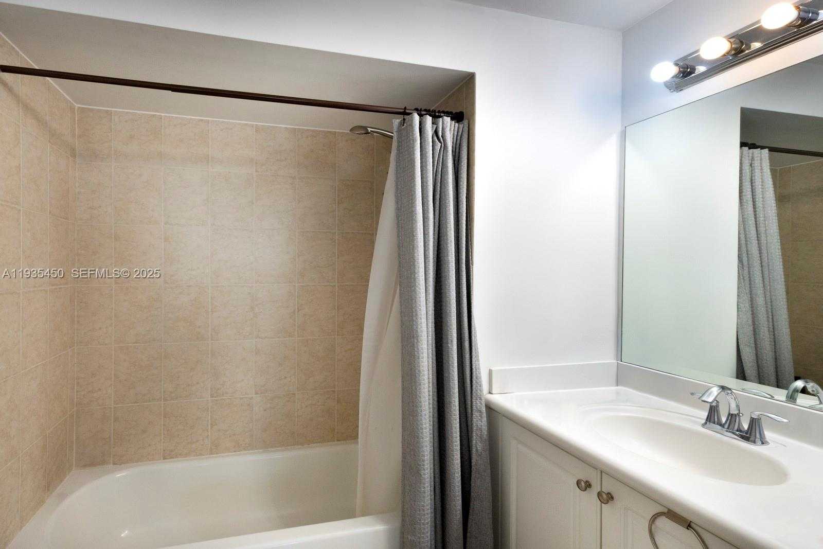 Small Image of 8395 SOUTH WEST 73RD AVE #521, Miami Number 16