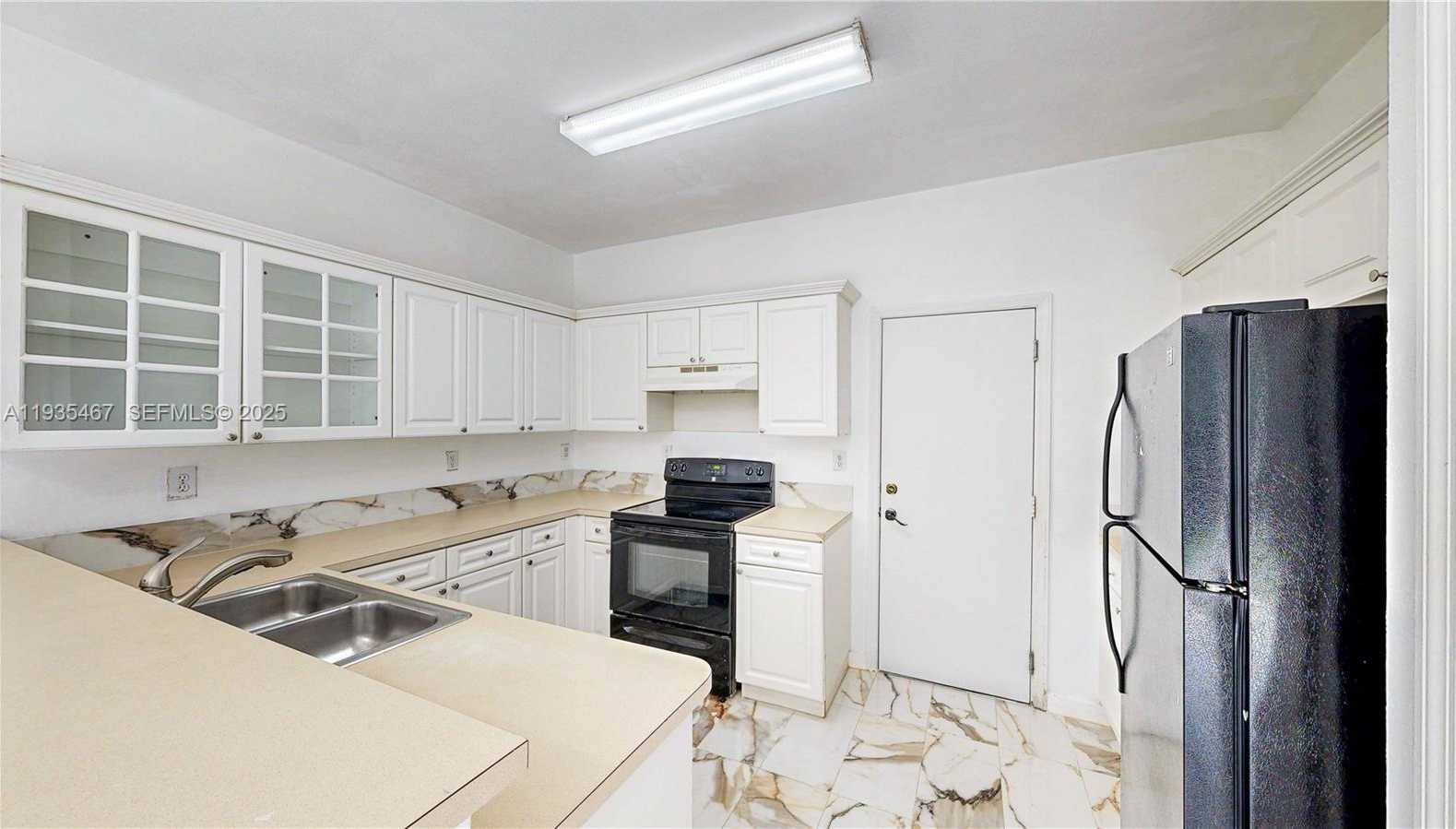 Small Image of 27345 SOUTH WEST 138TH CT, Homestead Number 14