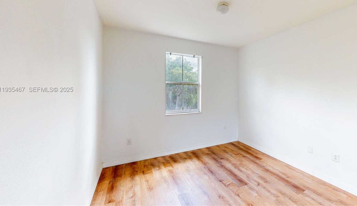 Small Image of 27345 SOUTH WEST 138TH CT, Homestead Number 41