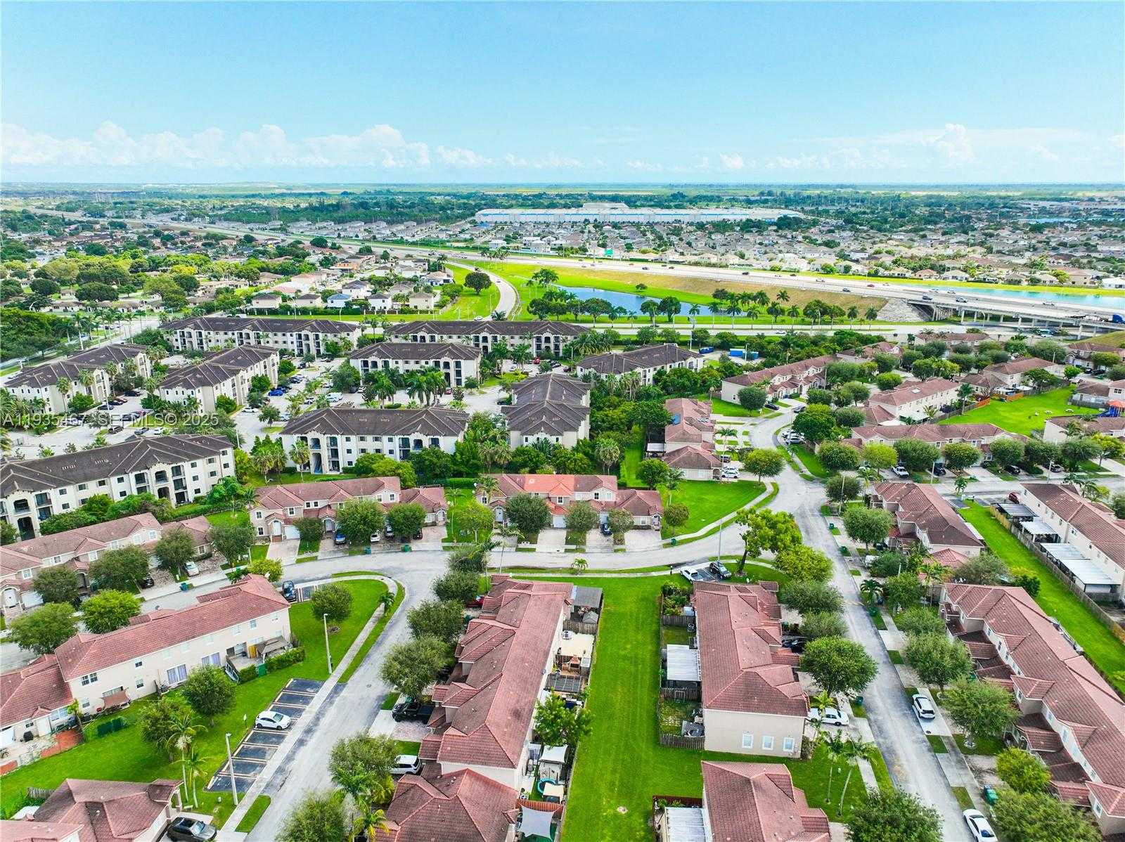 Small Image of 27345 SOUTH WEST 138TH CT, Homestead Number 64