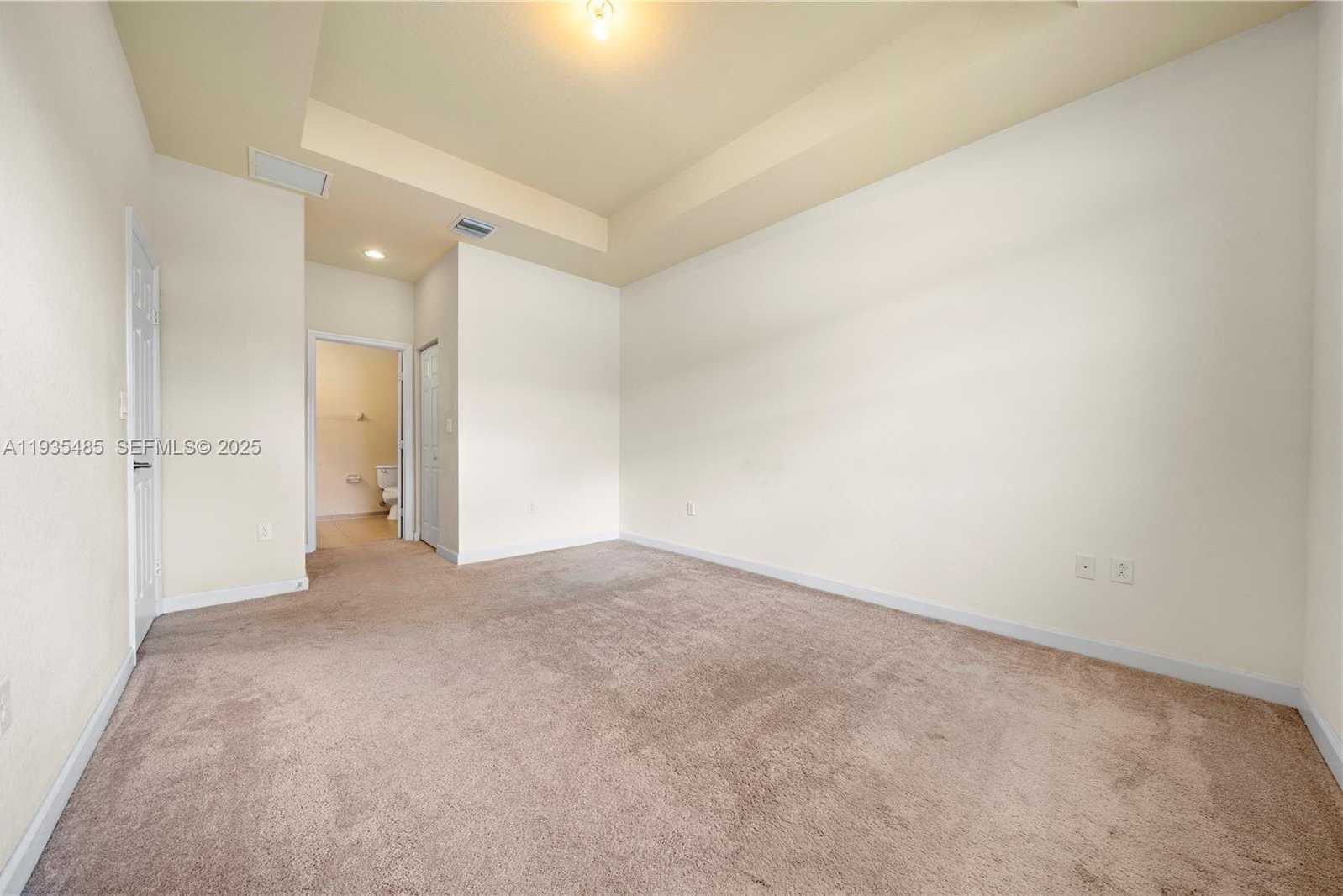 Small Image of 3366 WEST 90TH TER, Hialeah Number 14