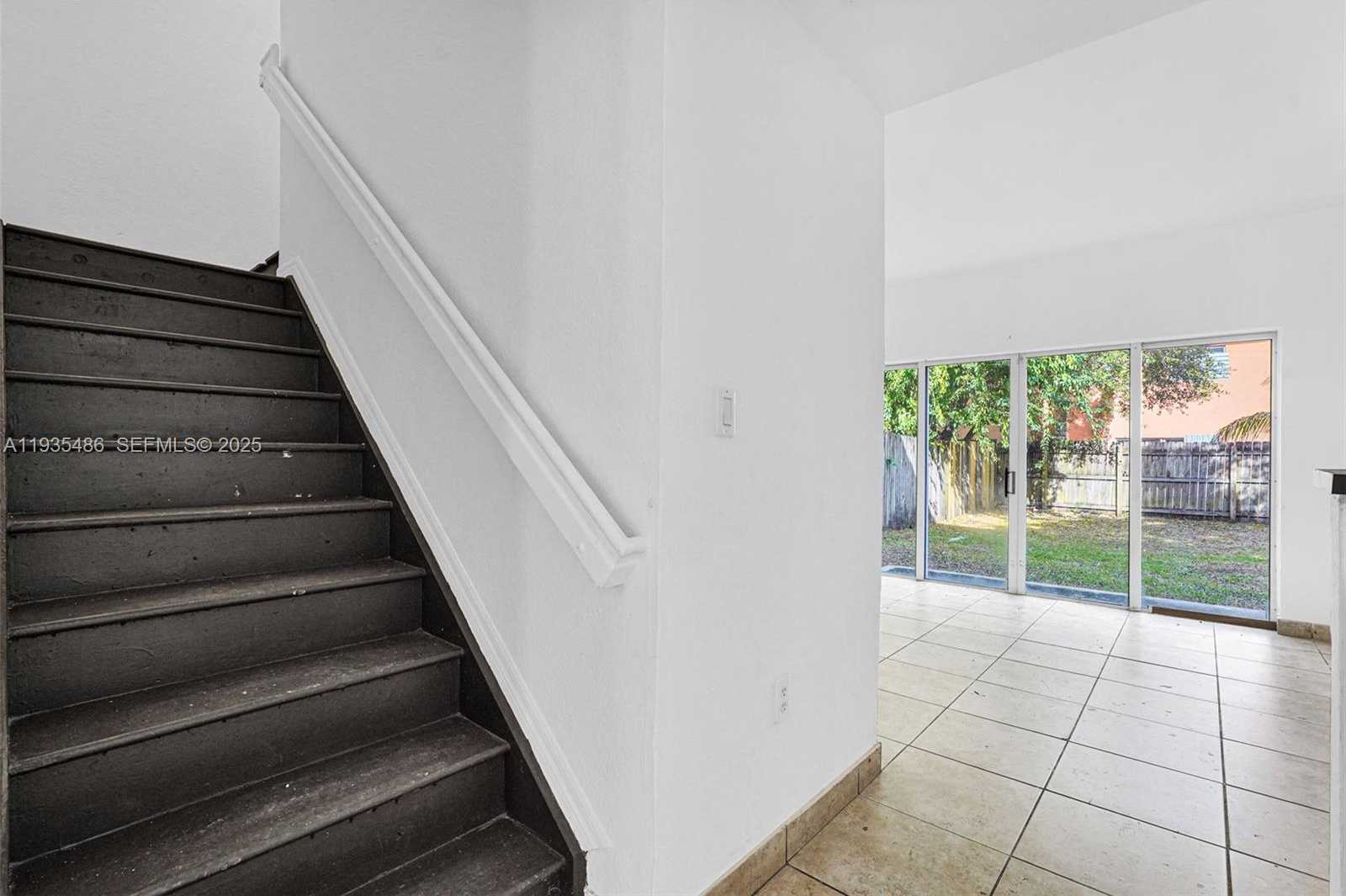 Small Image of 636 SOUTH WEST 7TH TER, Florida City Number 11