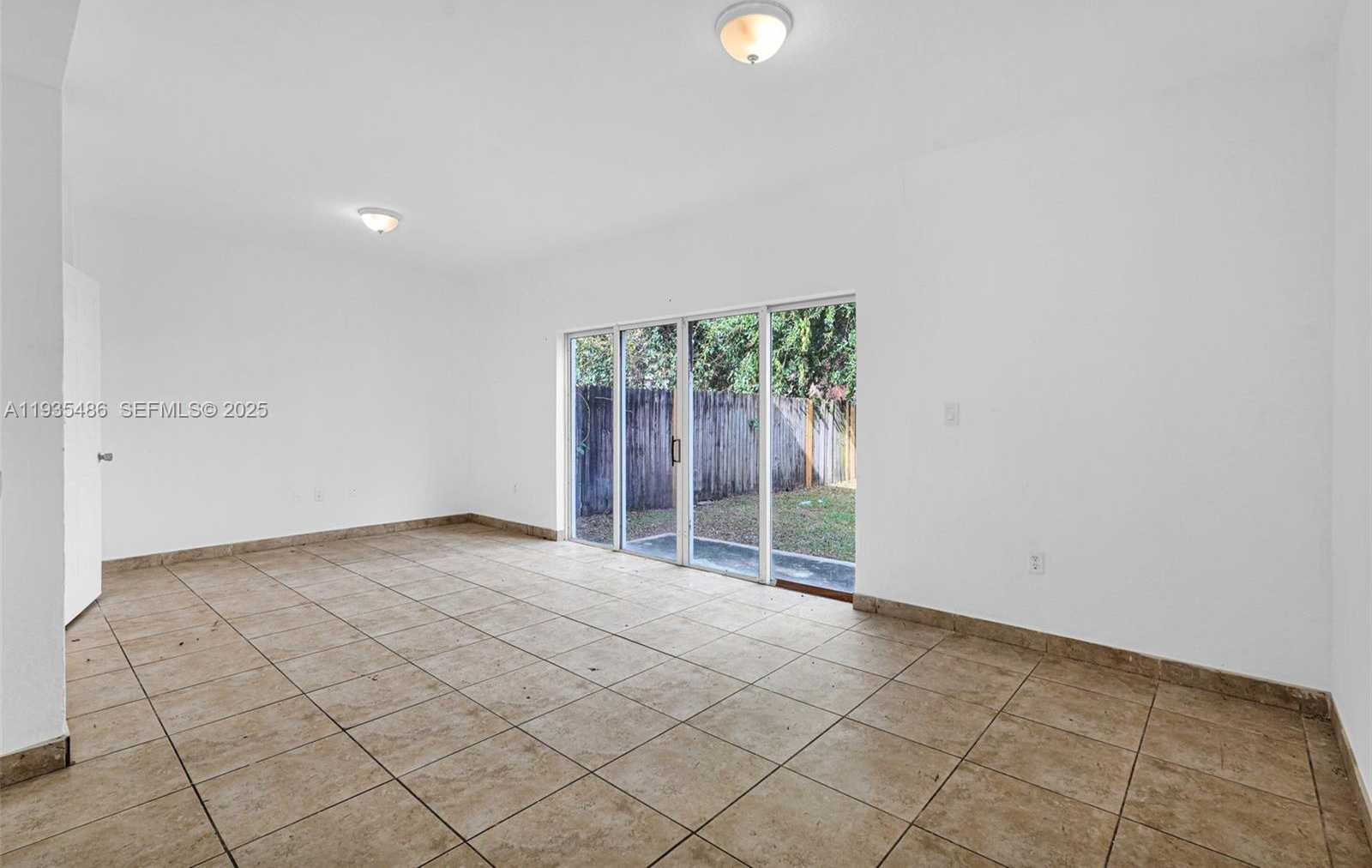 Small Image of 636 SOUTH WEST 7TH TER, Florida City Number 20