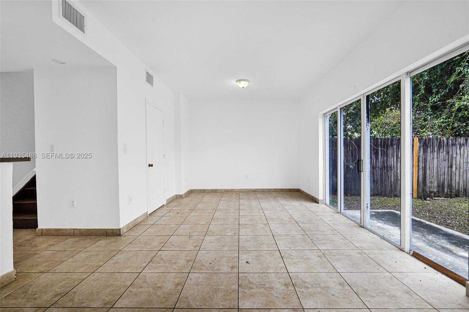 Small Image of 636 SOUTH WEST 7TH TER, Florida City Number 21