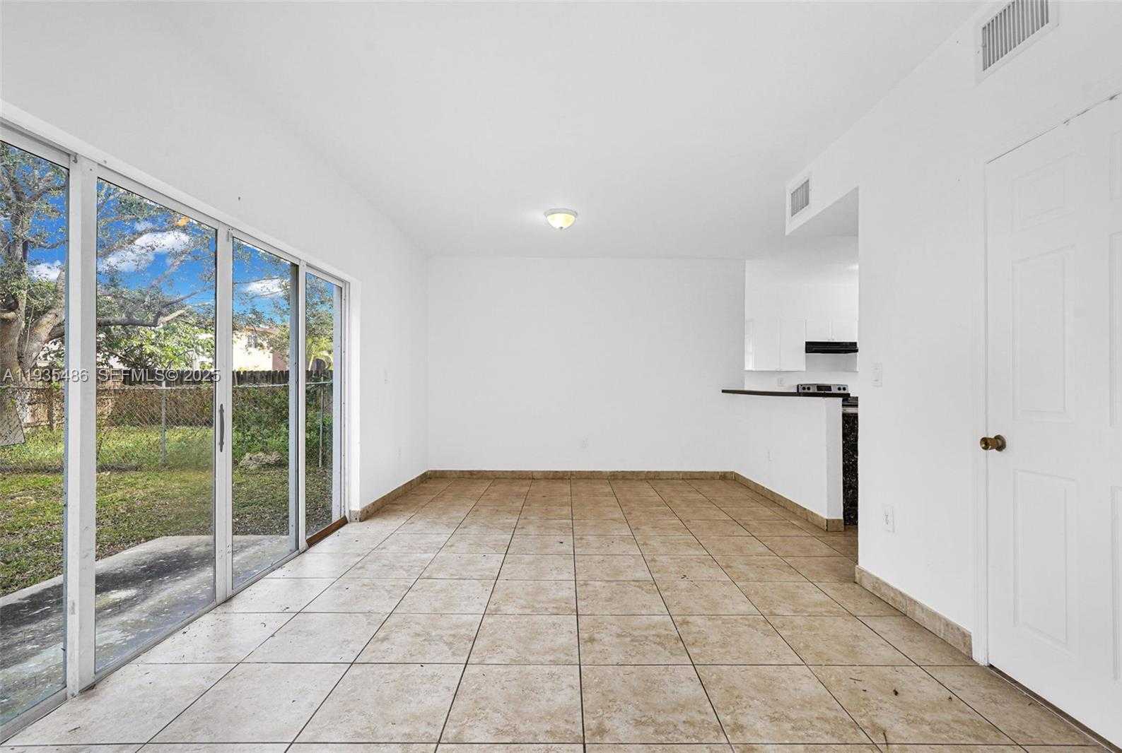 Small Image of 636 SOUTH WEST 7TH TER, Florida City Number 26