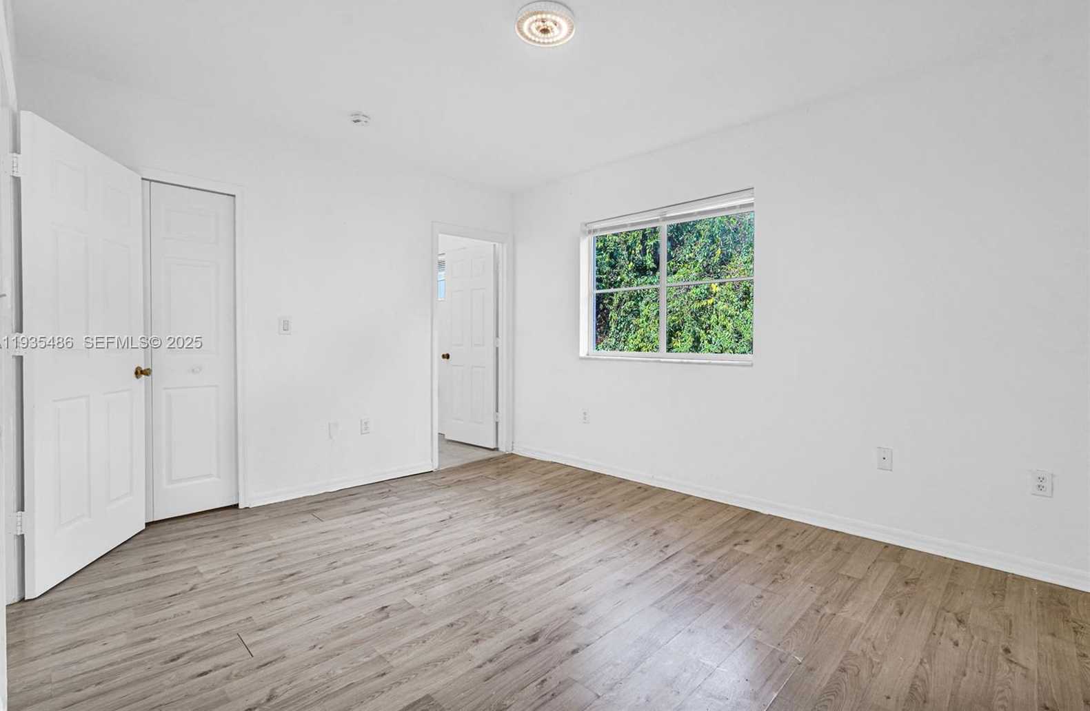 Small Image of 636 SOUTH WEST 7TH TER, Florida City Number 37