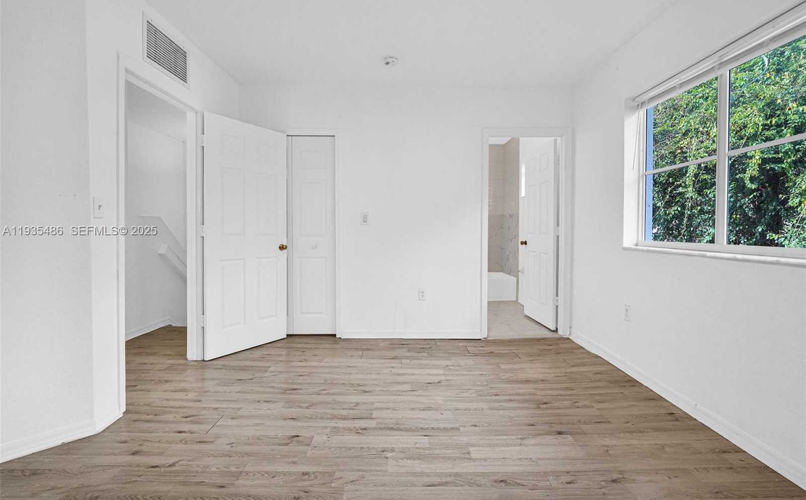 Small Image of 636 SOUTH WEST 7TH TER, Florida City Number 38