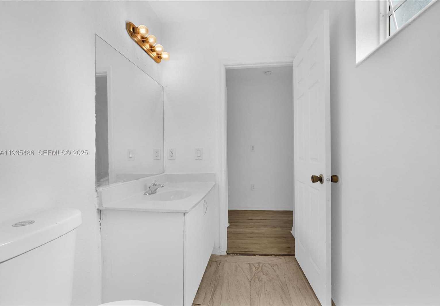 Small Image of 636 SOUTH WEST 7TH TER, Florida City Number 50