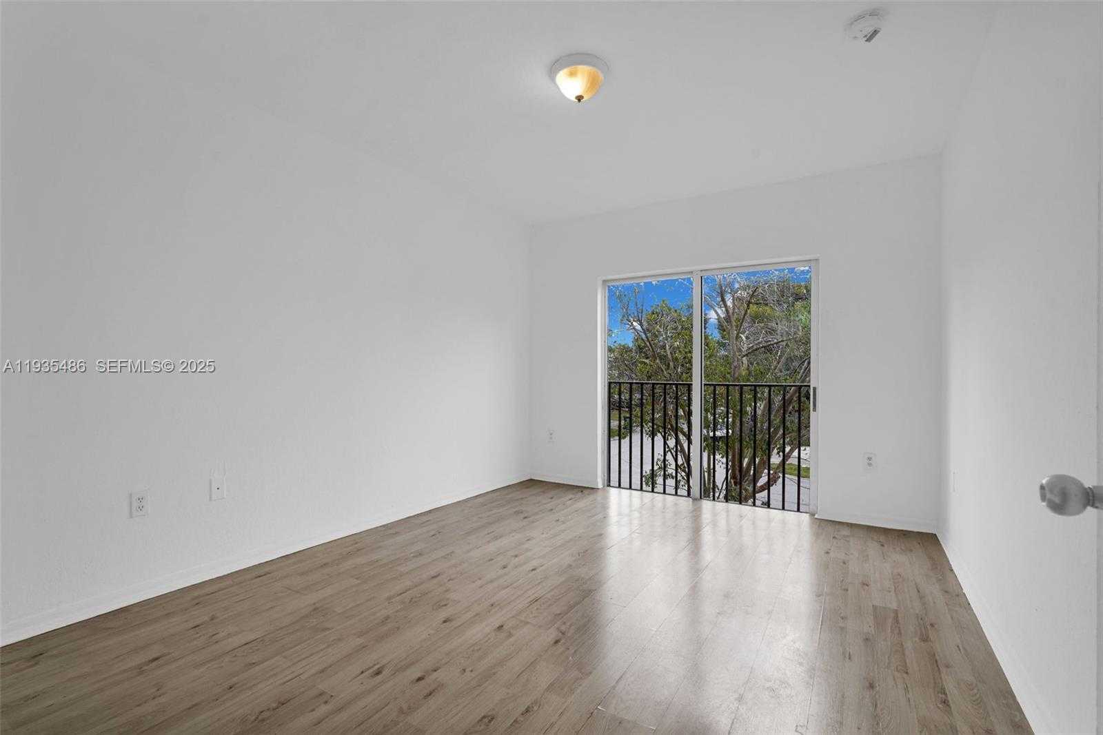 Small Image of 636 SOUTH WEST 7TH TER, Florida City Number 52