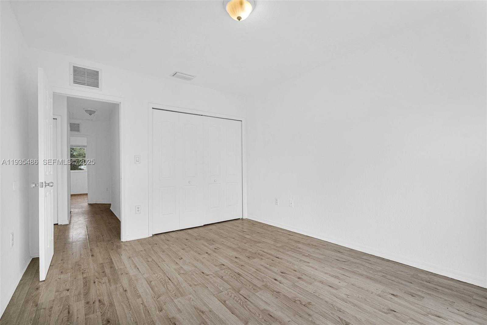 Small Image of 636 SOUTH WEST 7TH TER, Florida City Number 53