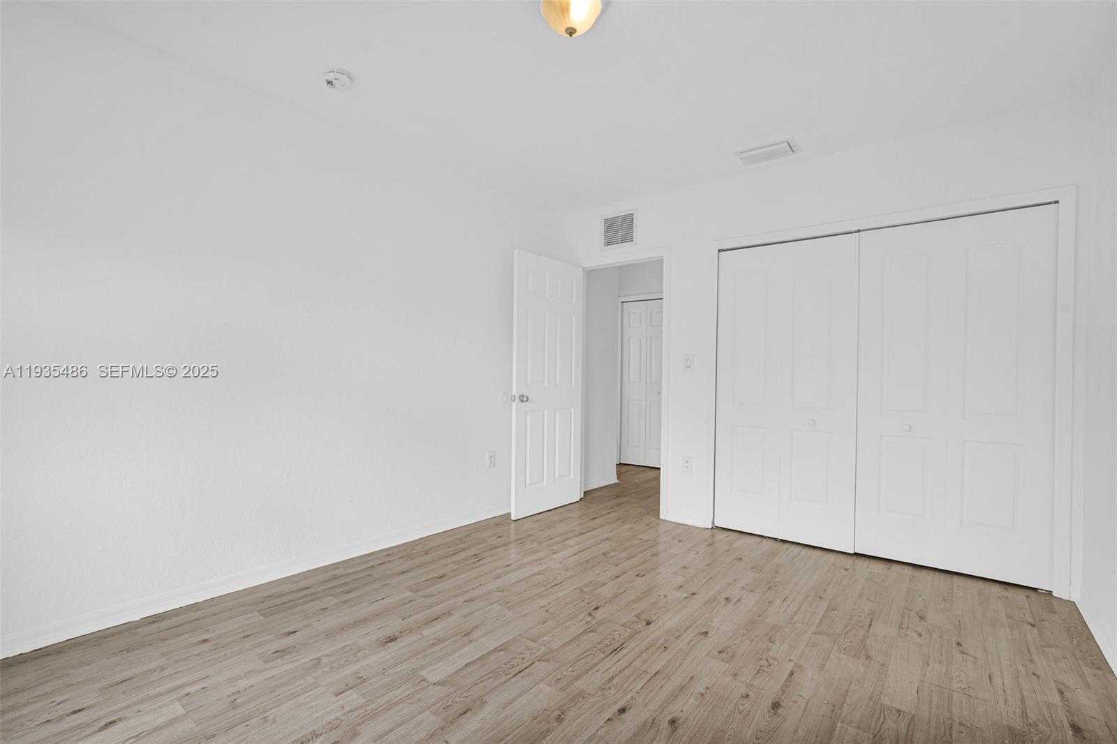 Small Image of 636 SOUTH WEST 7TH TER, Florida City Number 54