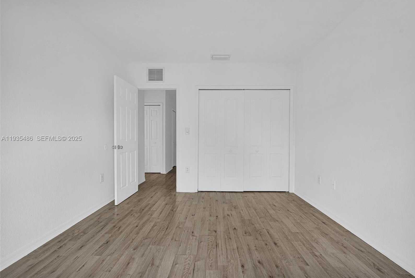 Small Image of 636 SOUTH WEST 7TH TER, Florida City Number 56