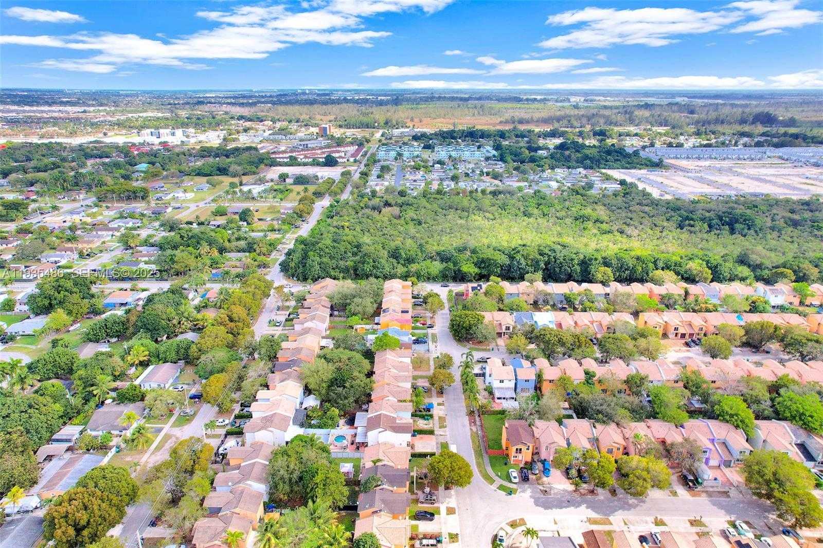 Small Image of 636 SOUTH WEST 7TH TER, Florida City Number 63