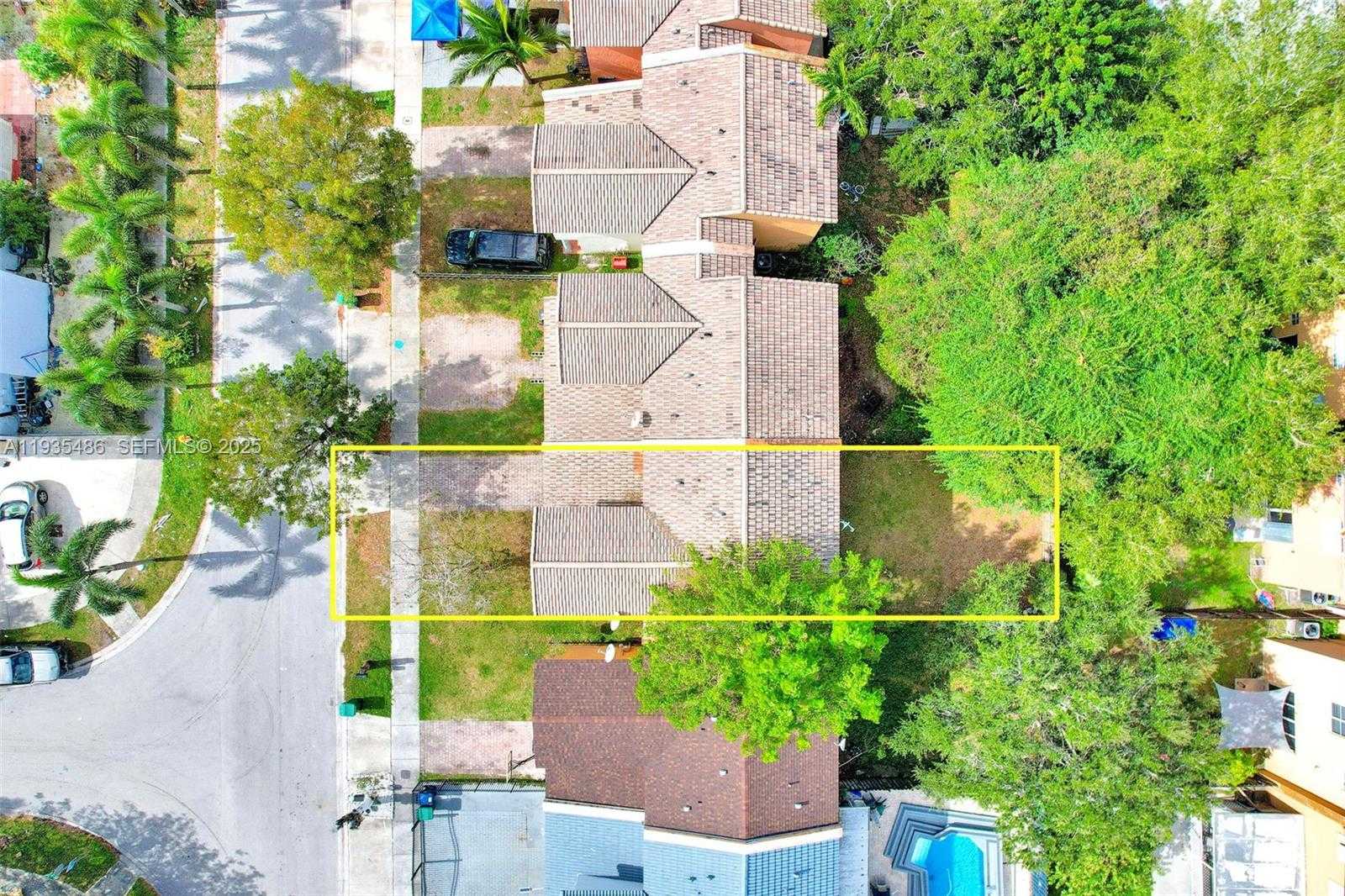 Small Image of 636 SOUTH WEST 7TH TER, Florida City Number 65