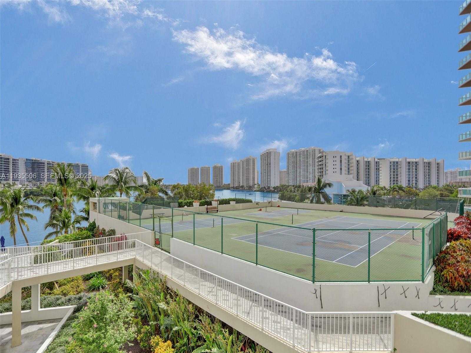Small Image of 3370 HIDDEN BAY DR #508, Aventura Number 18