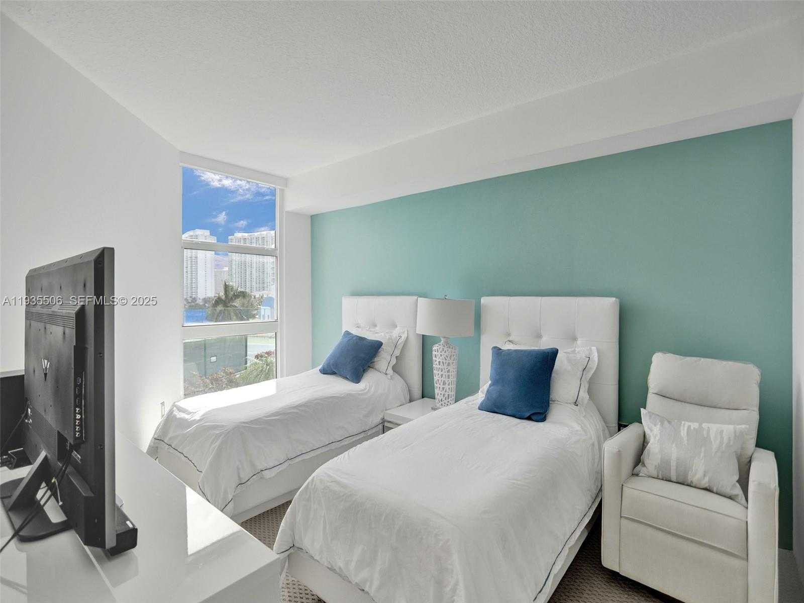 Small Image of 3370 HIDDEN BAY DR #508, Aventura Number 35