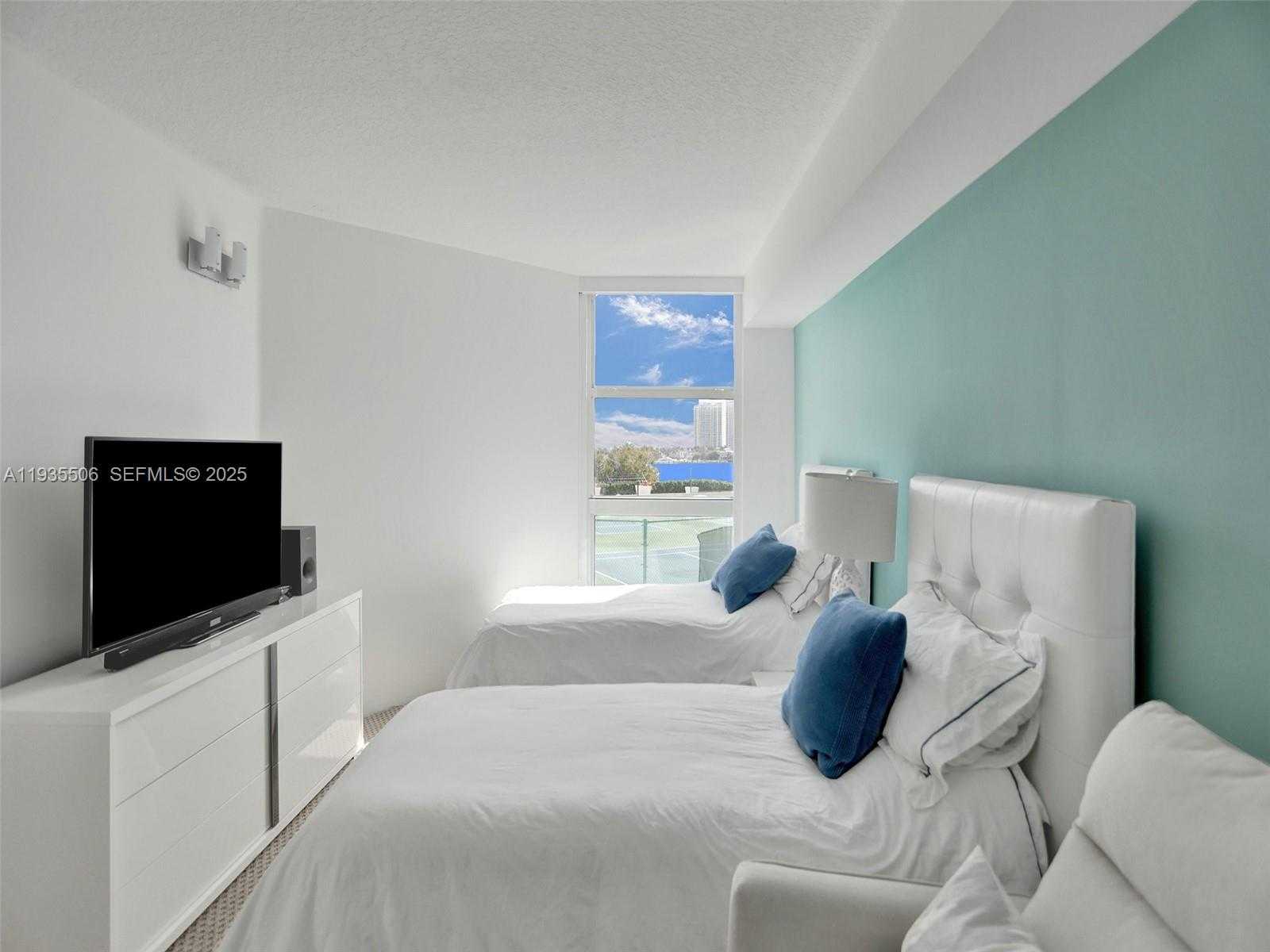 Small Image of 3370 HIDDEN BAY DR #508, Aventura Number 36