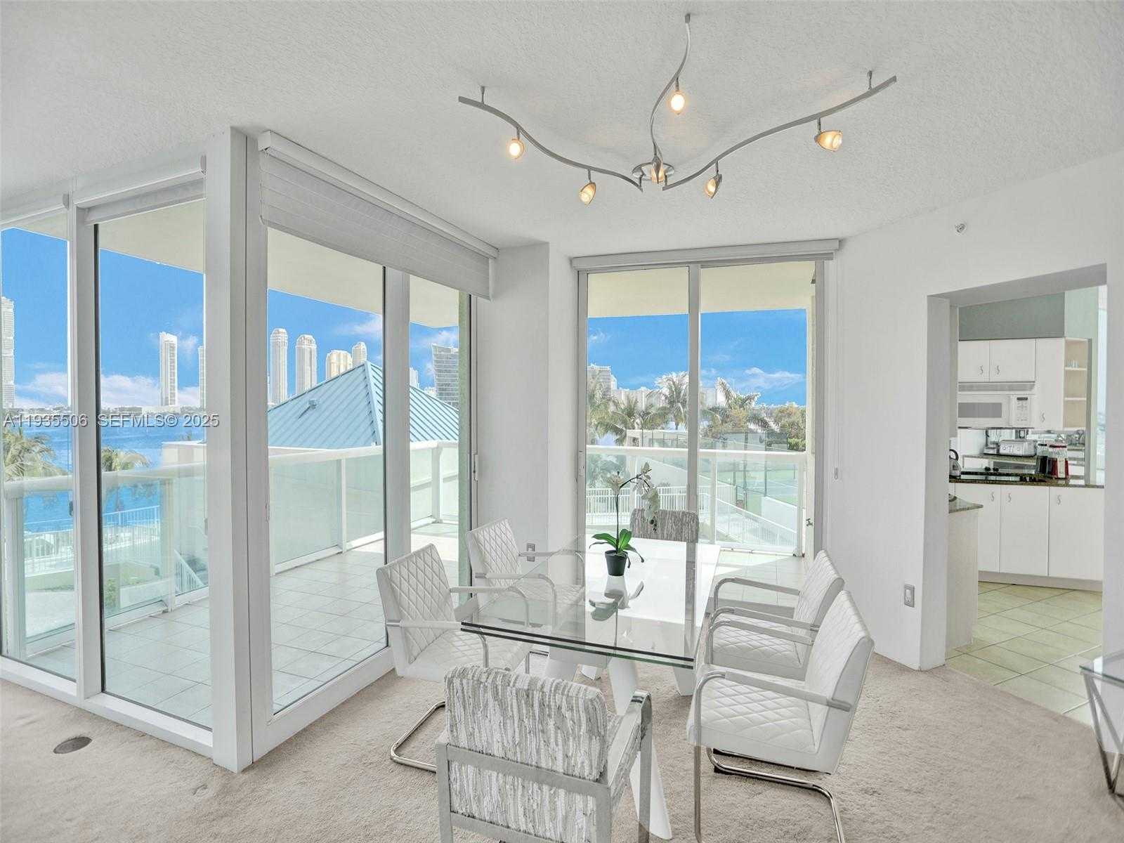 Small Image of 3370 HIDDEN BAY DR #508, Aventura Number 43