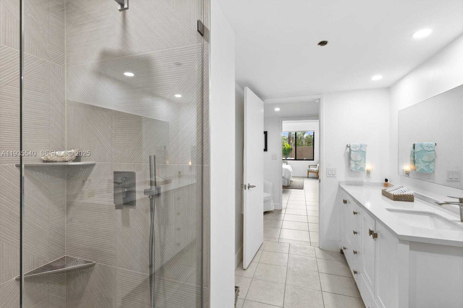 Small Image of 151 CRANDON BLVD #127, Key Biscayne Number 17