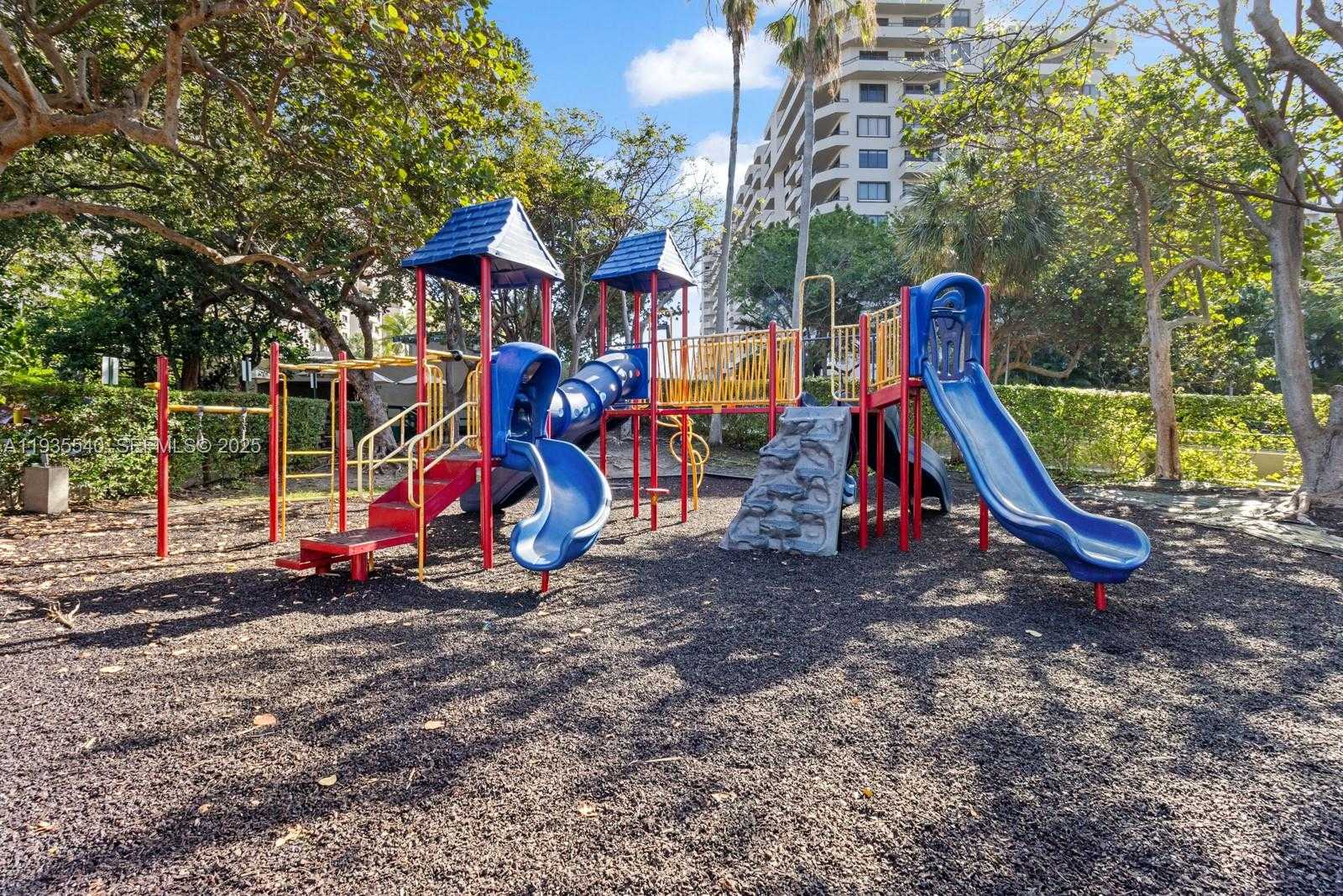 Small Image of 151 CRANDON BLVD #127, Key Biscayne Number 23